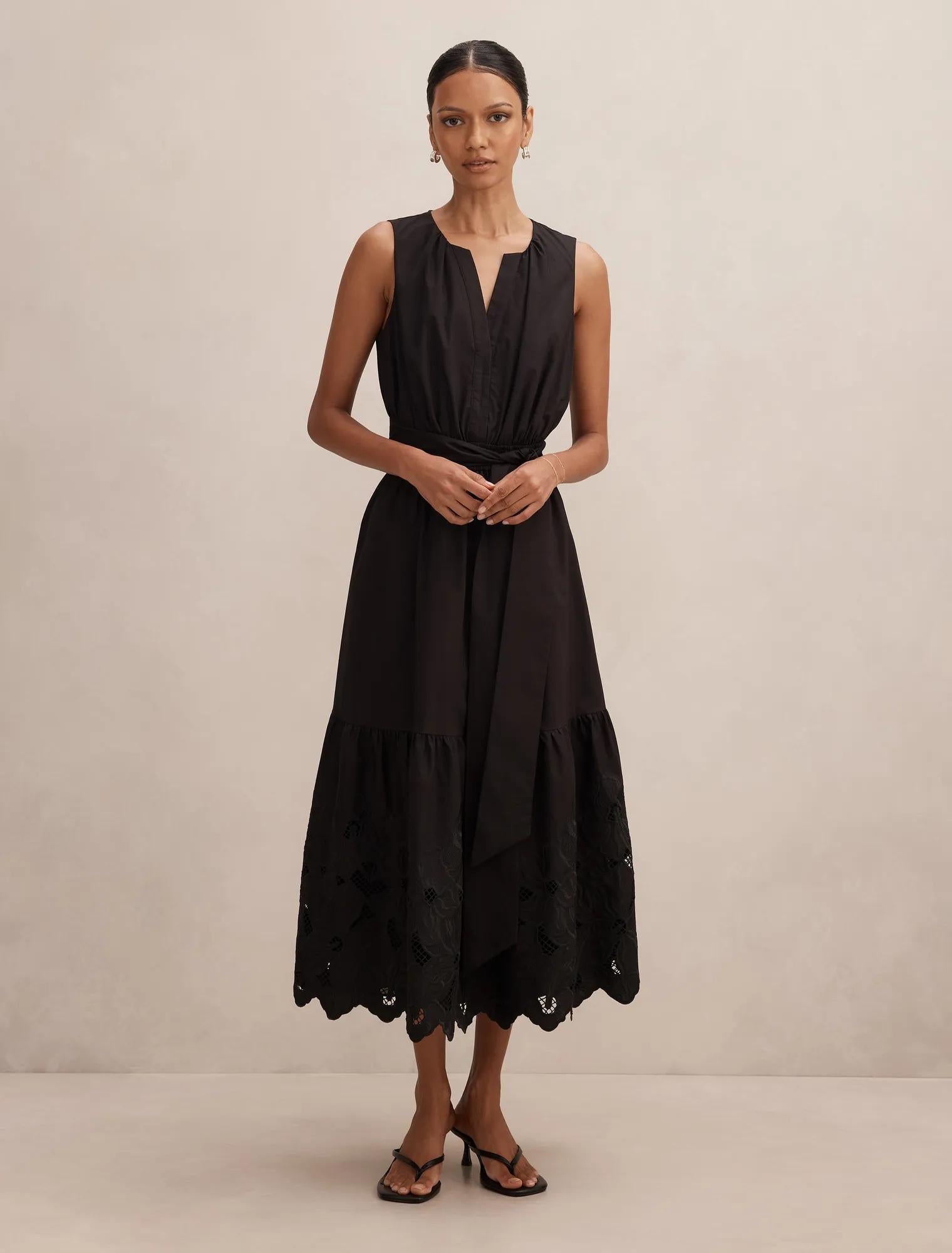 Dahlia Petite Embroidered Midi Black – Ever New