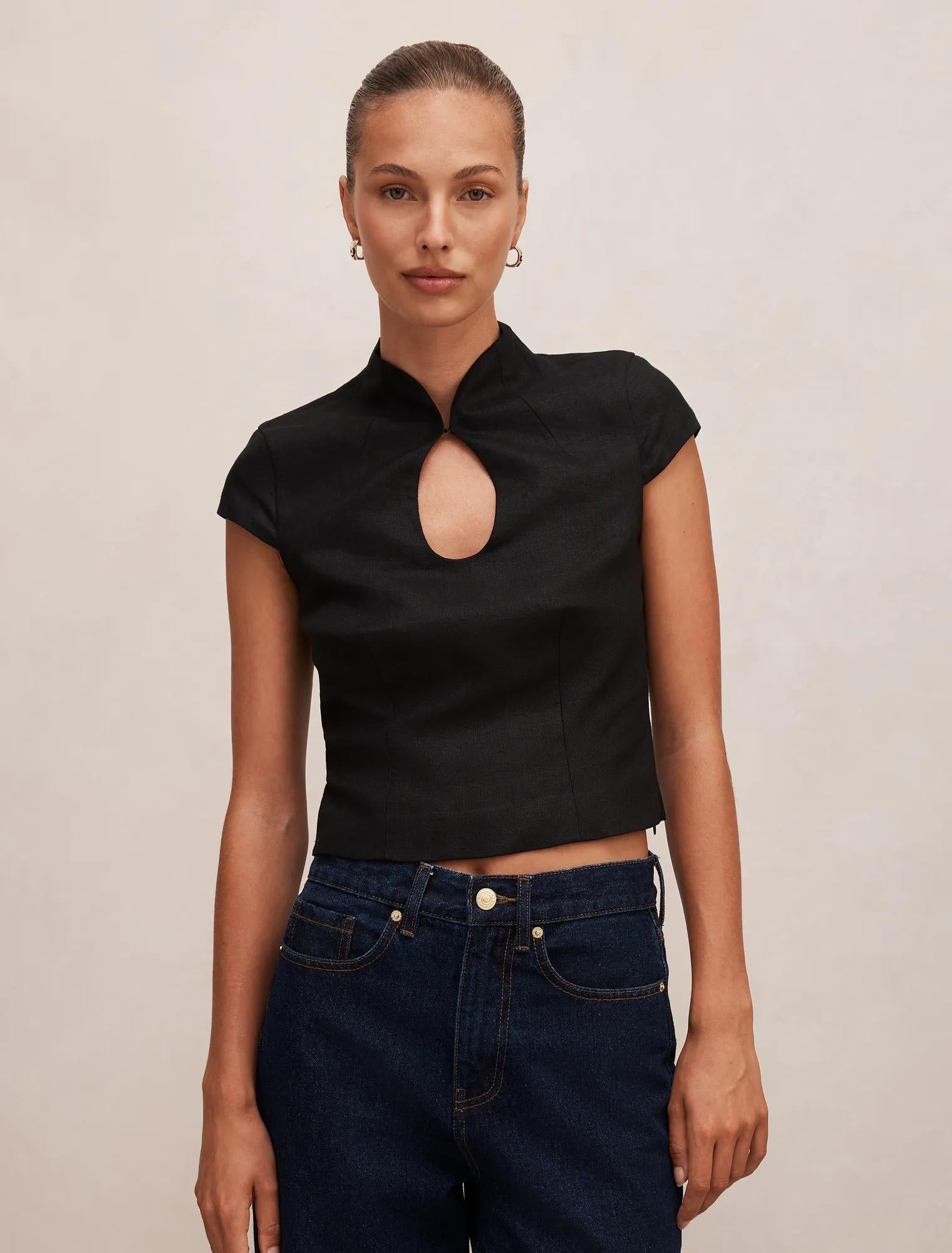 Ayla Keyhole Linen Top Black – Ever New