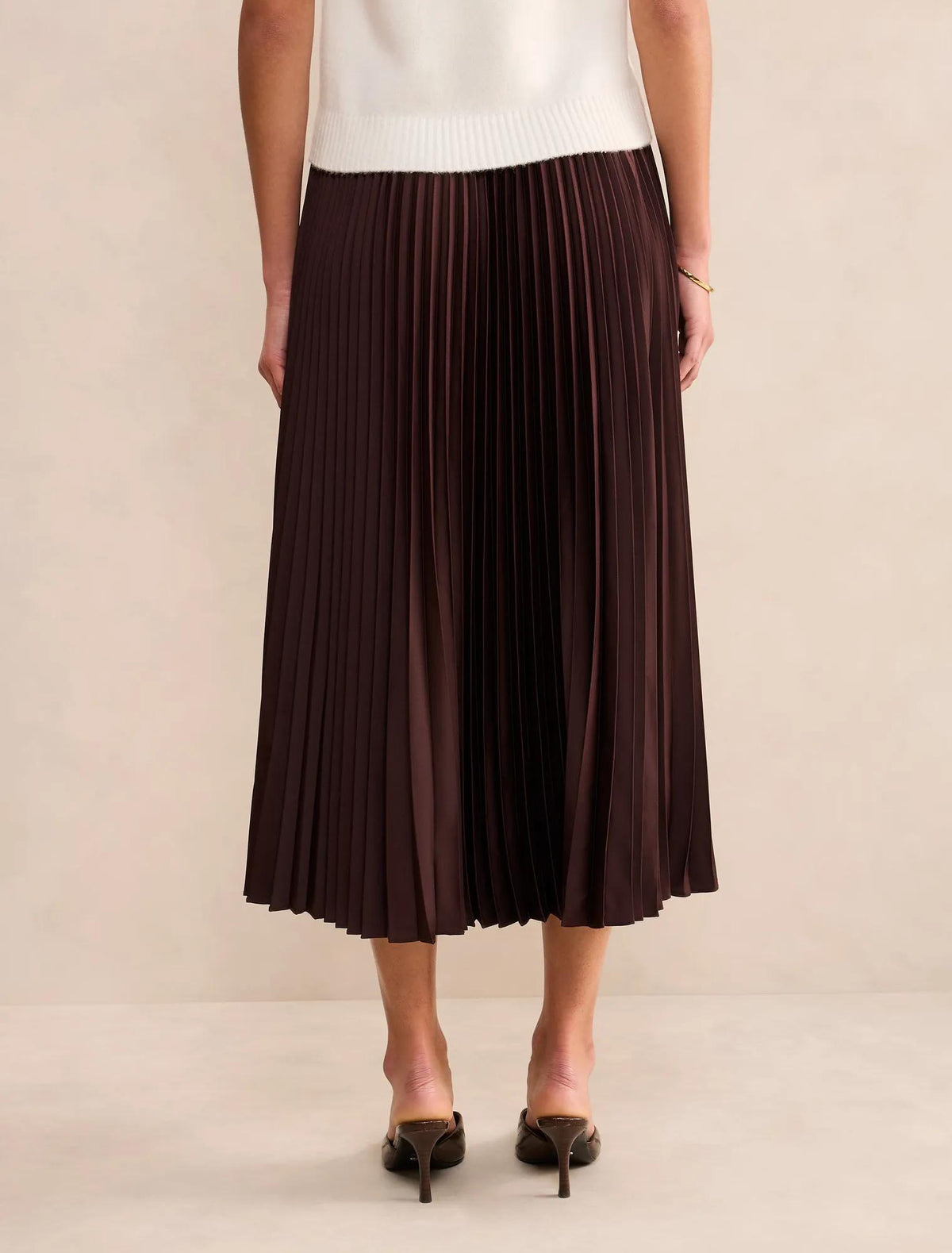 Ester Satin Pleated Skirt Chocolate