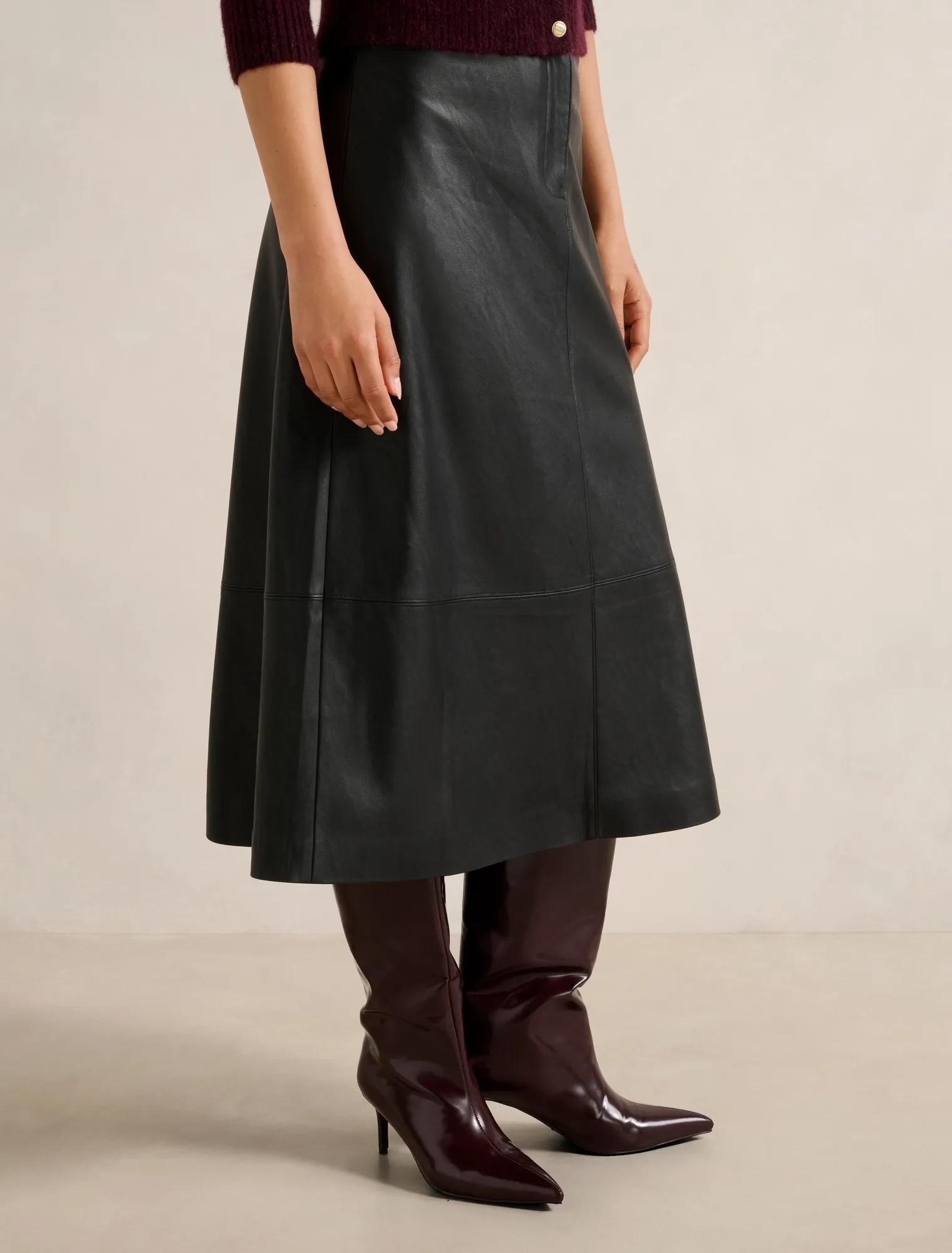 Jaelyn Vegan Leather Midi Skirt Black