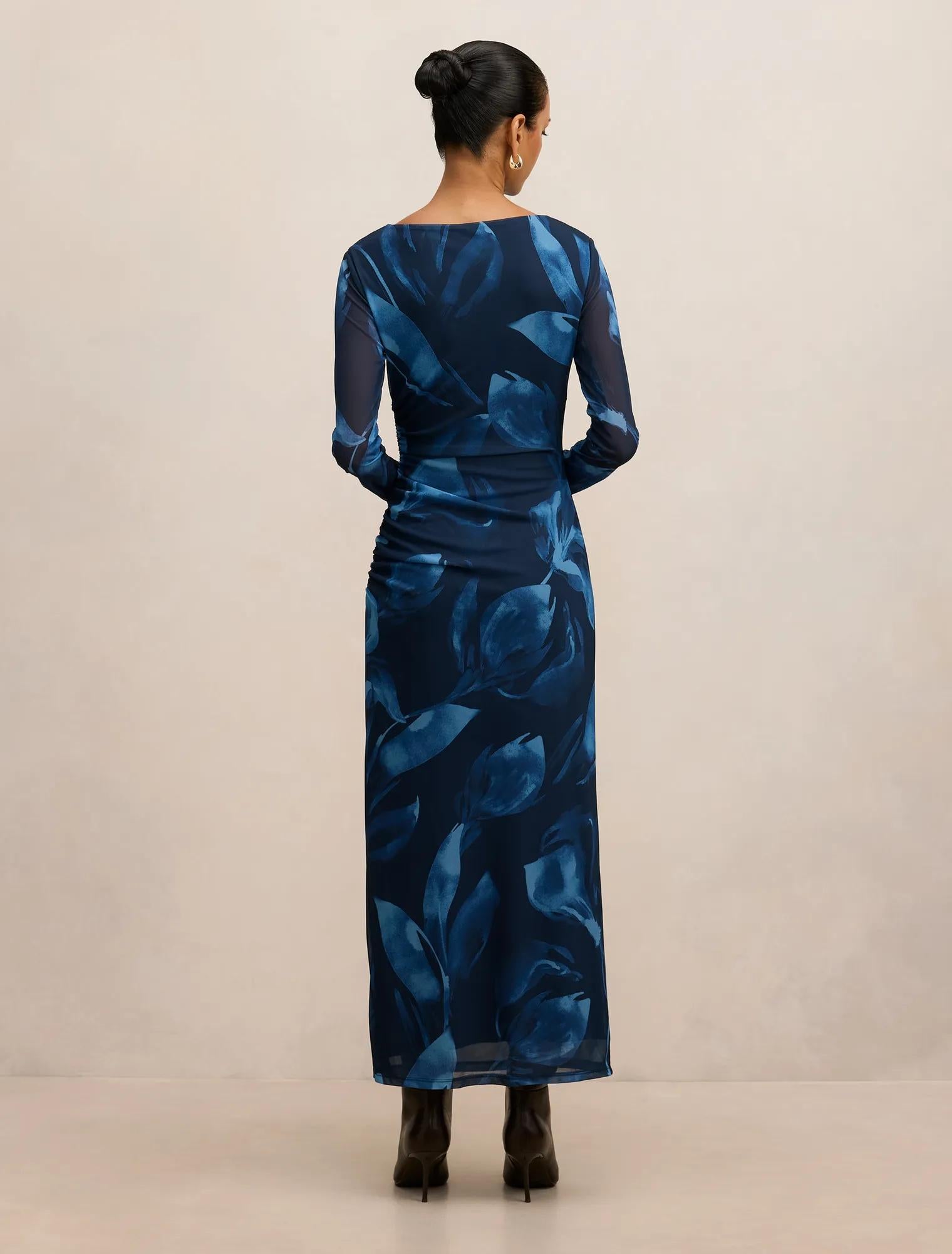 Alannah Petite Printed Midi Navy Barkly