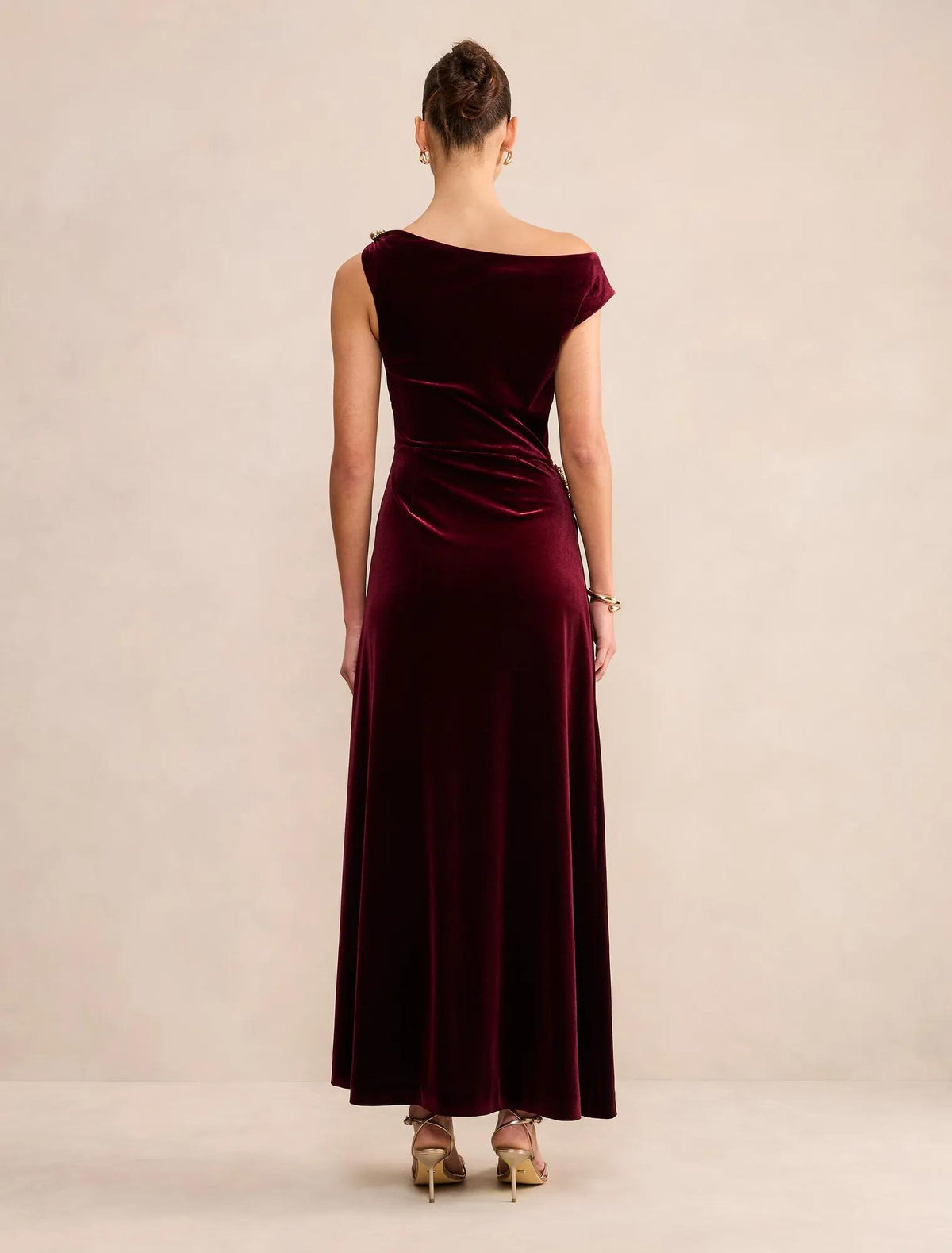 Winslet Off Shoulder Velvet Gown Berry