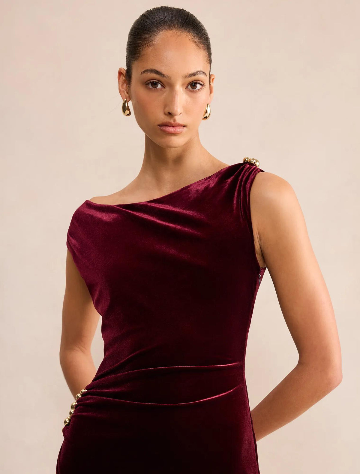 Winslet Off Shoulder Velvet Gown Berry