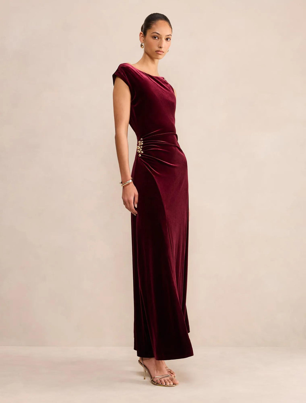 Winslet Off Shoulder Velvet Gown Berry
