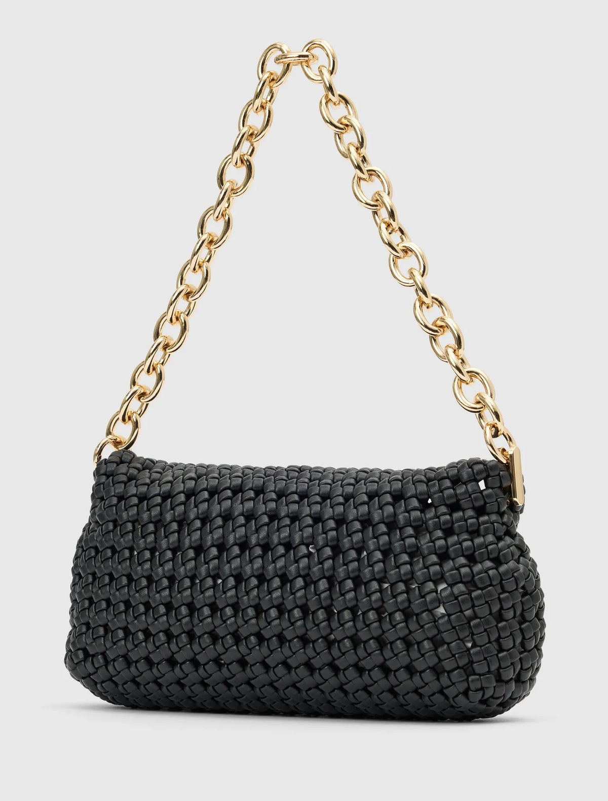 Teagan Weave Chain Bag Black_mannequin