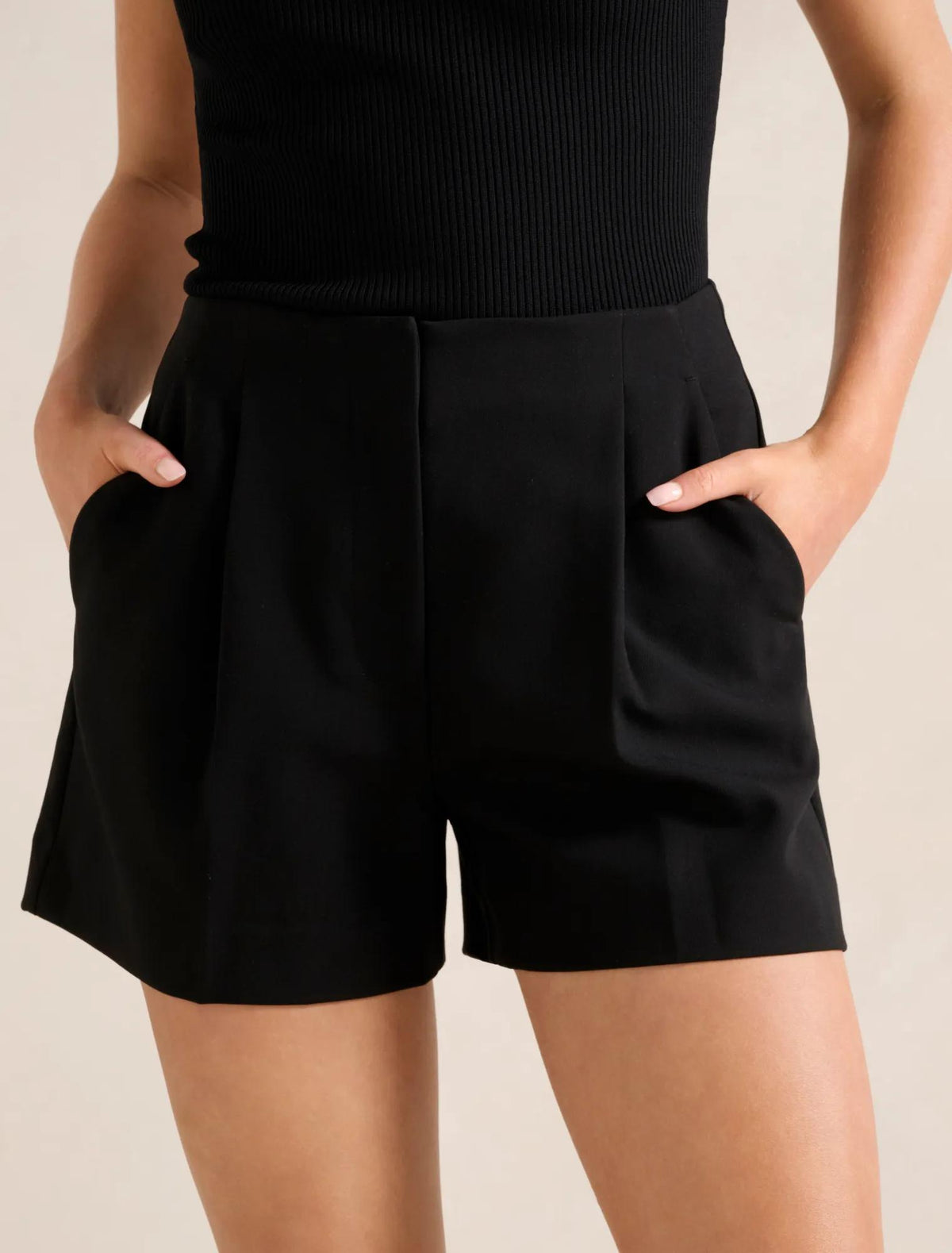 Winslet Tailored Short Black