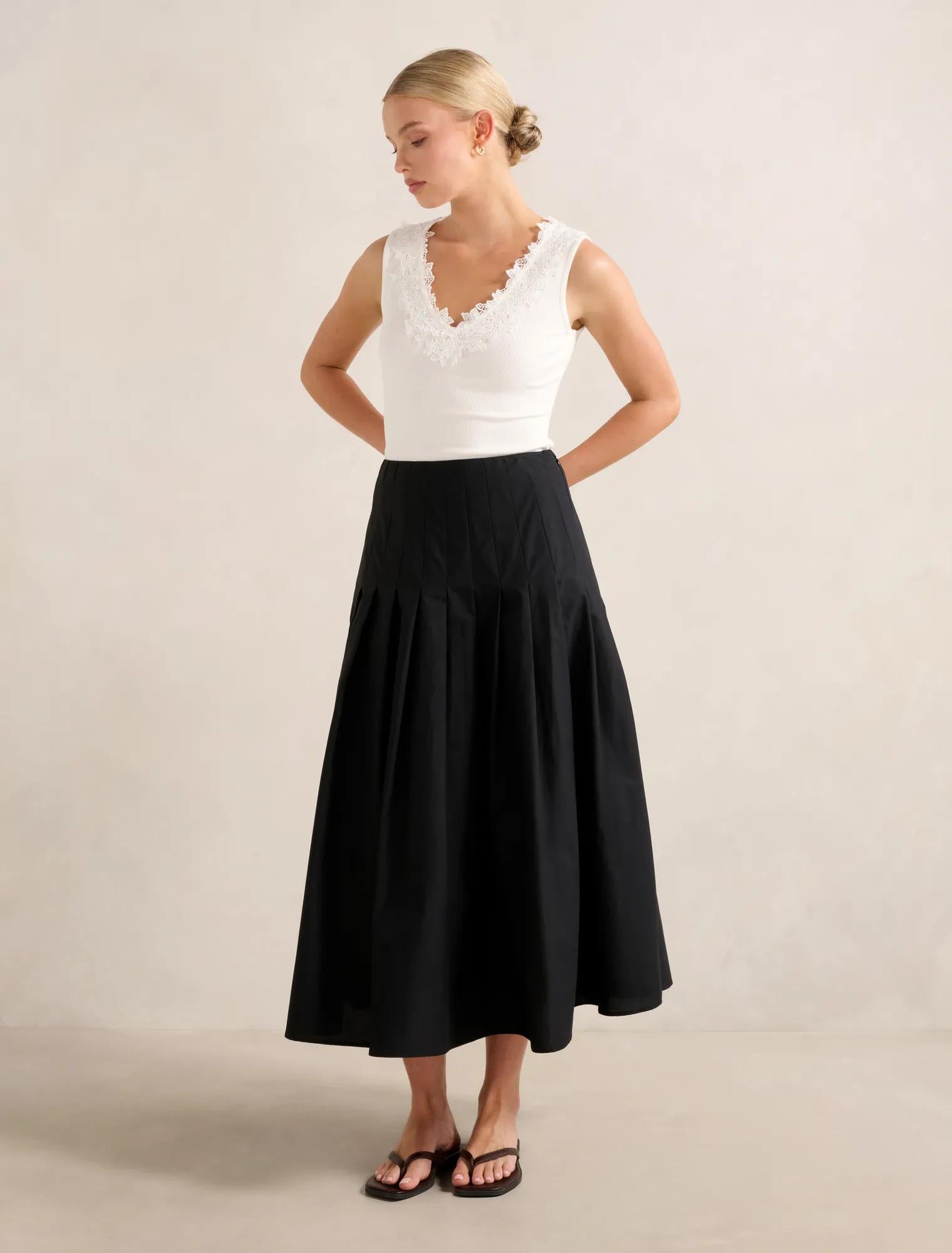 Sylvie Lace Trim Tank Porcelain