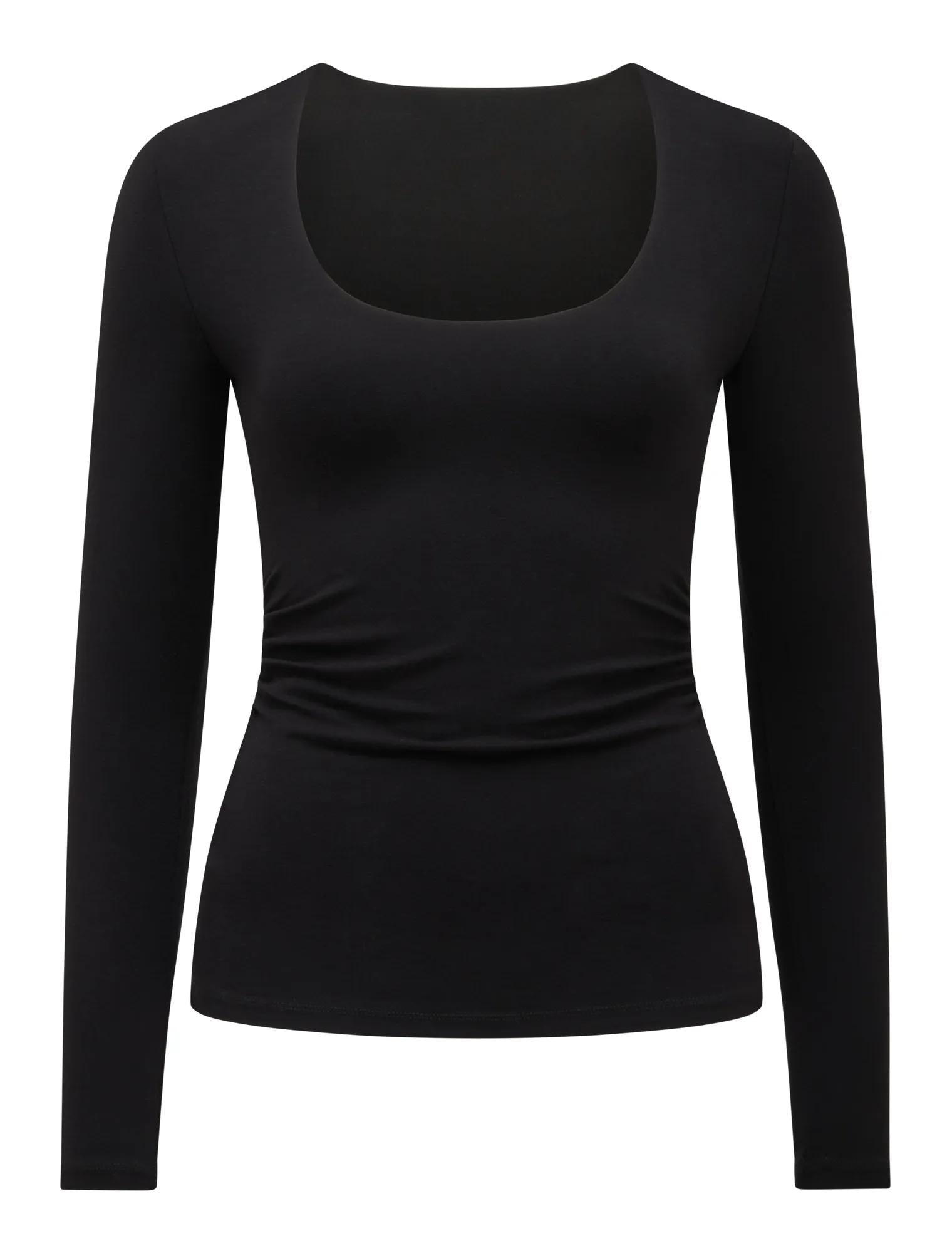 Jacqui Scoop Long Sleeve Black_mannequin
