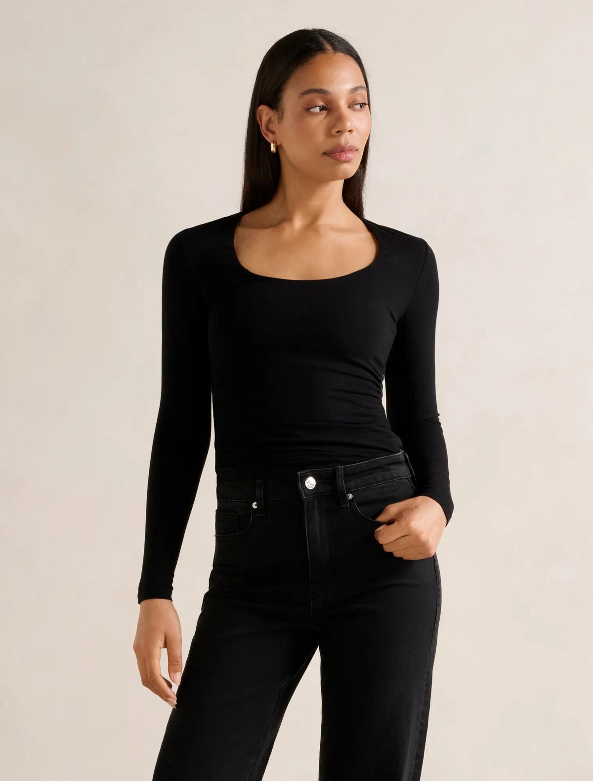 Jacqui Scoop Long Sleeve Black