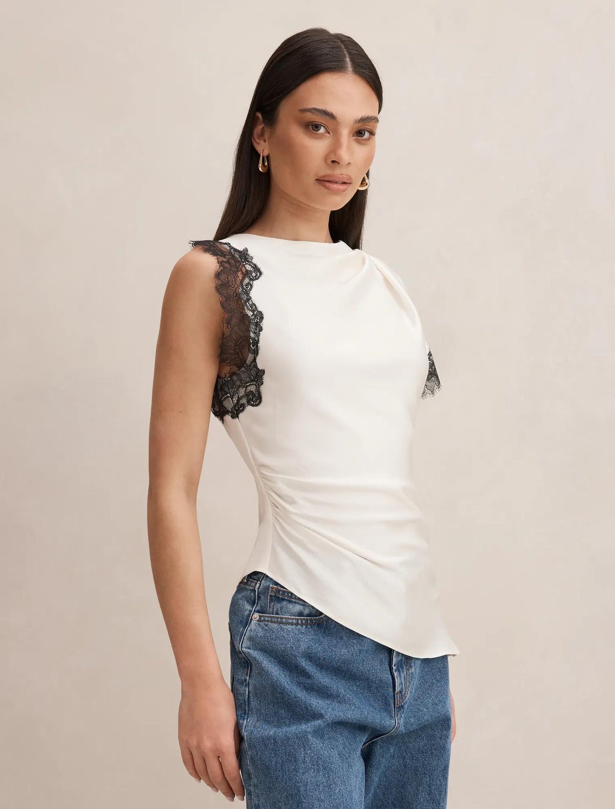 Dixie Asymmetric Lace Top Cream / Black