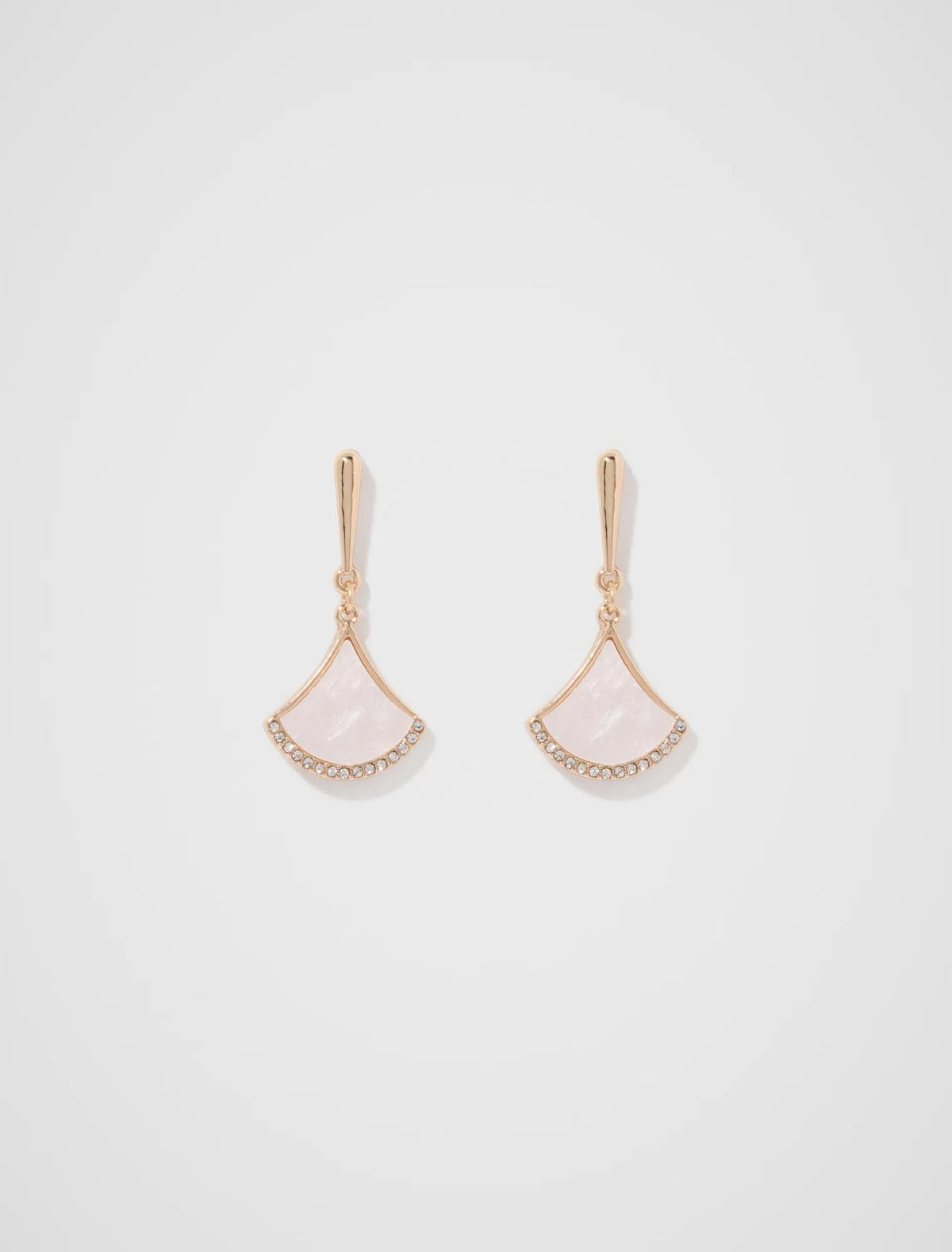 Willow Fan Drop Earring Ivory/Gold_mannequin