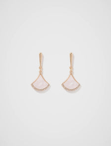 Willow Fan Drop Earring Ivory/Gold_mannequin