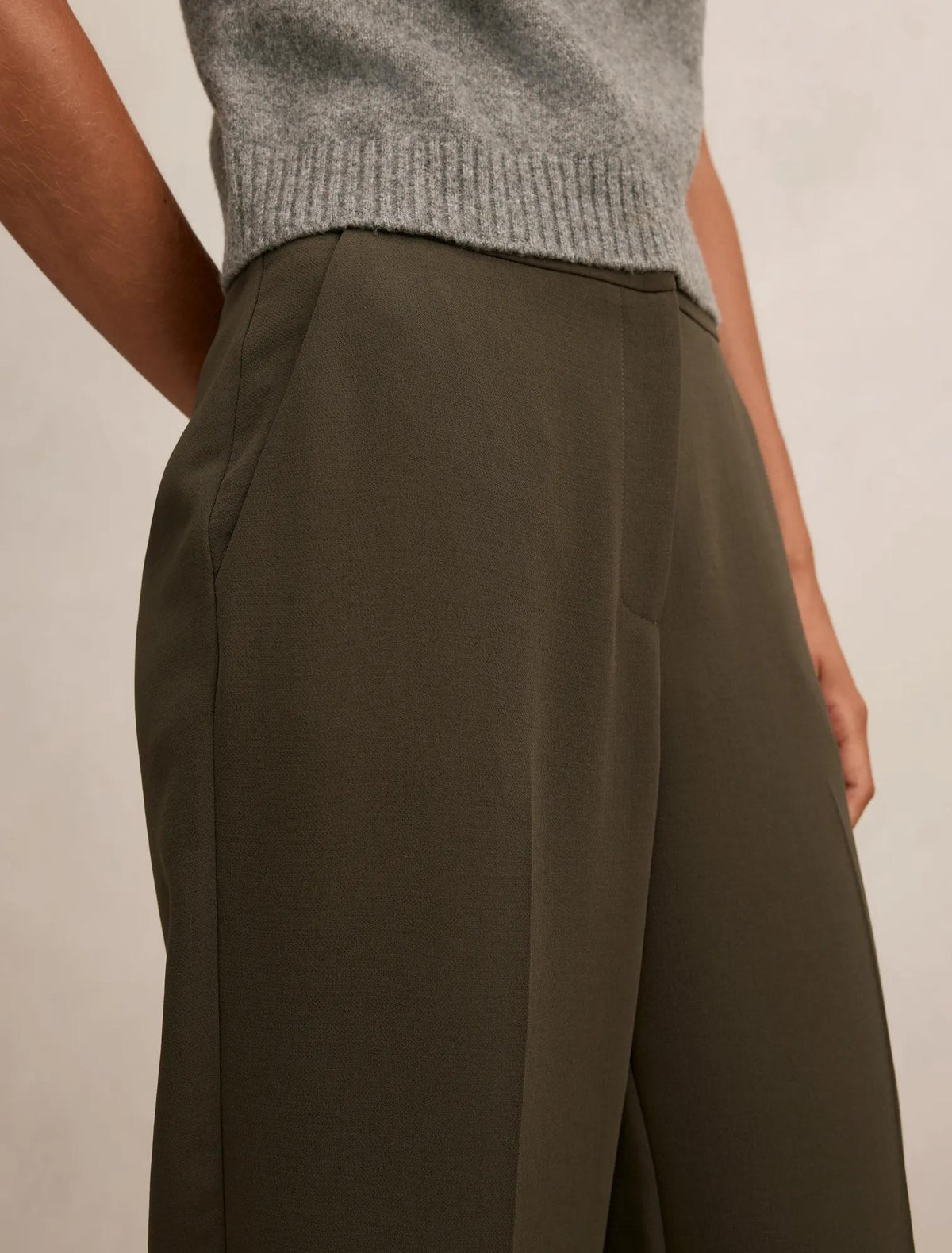 Dani Straight Leg Pant Olive