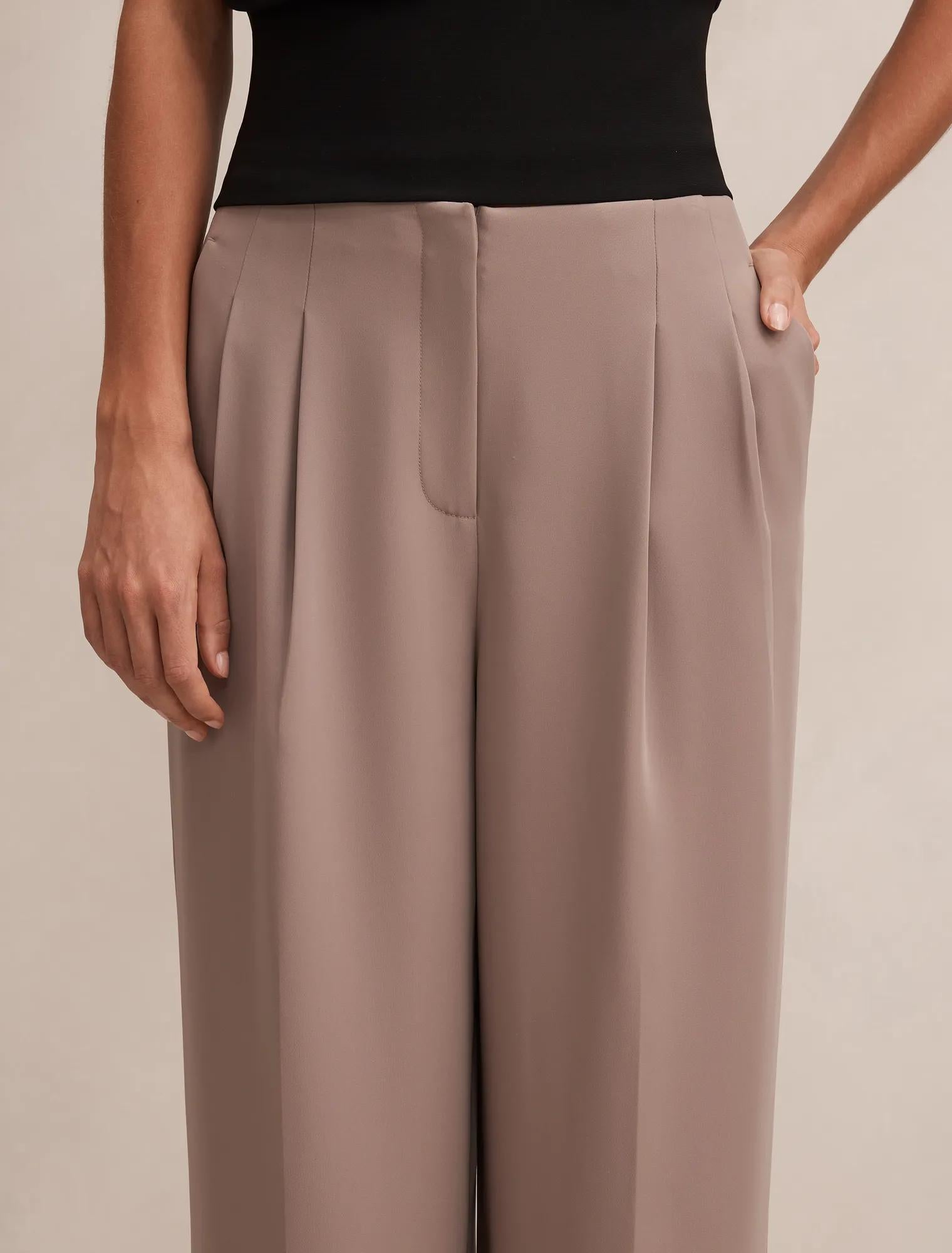 Julia Pleated Waist Wide Leg Pants Soft Mocha Set