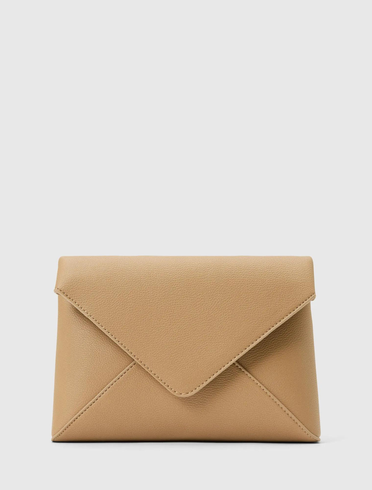 Ashley Envelope Clutch Camel_mannequin