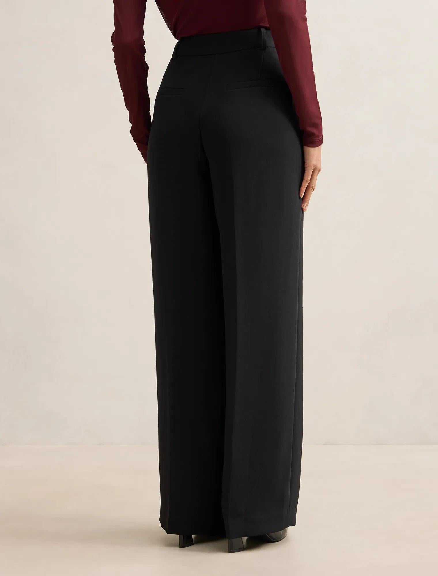 Dahlia Petite Straight Leg Pant Black