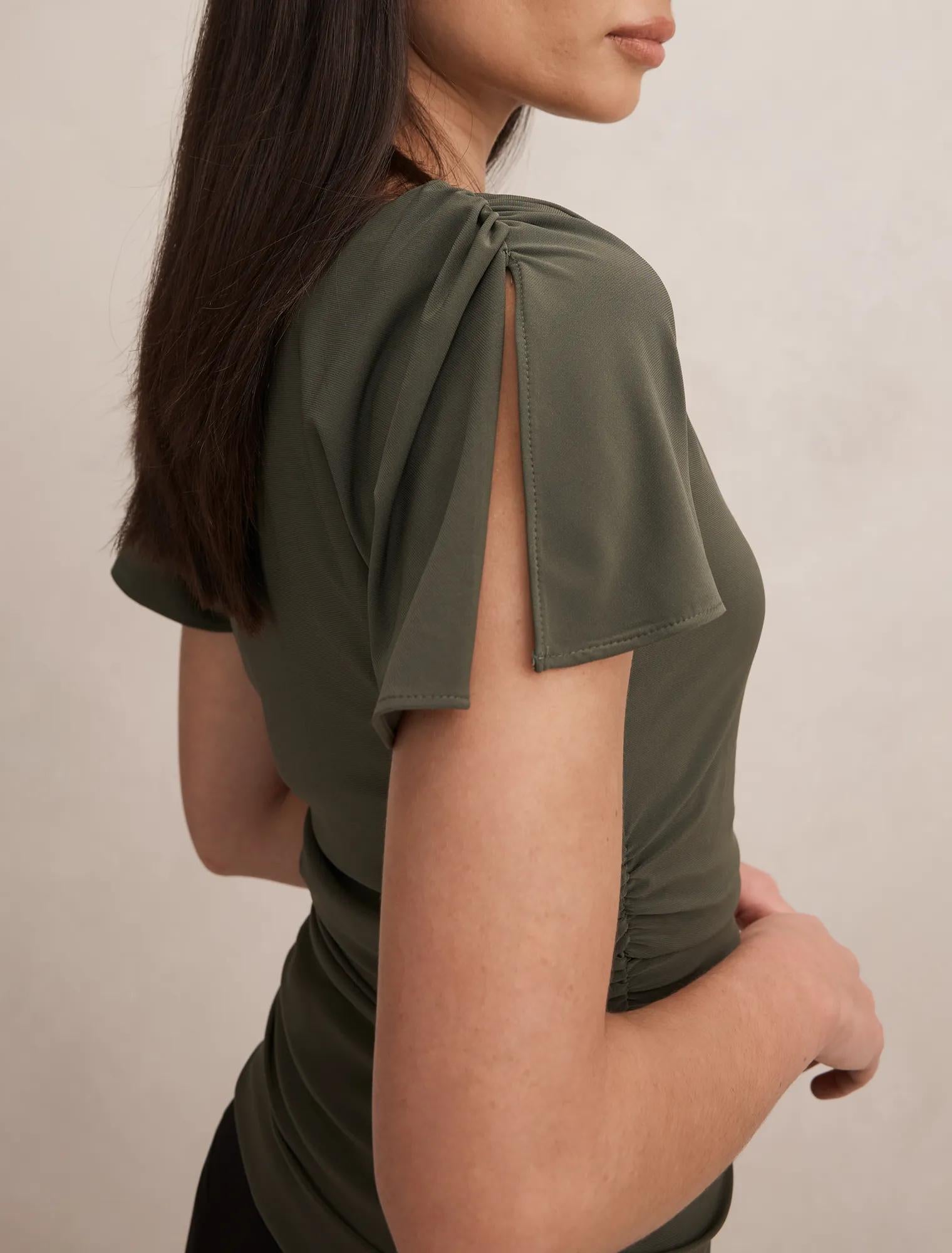 Stormi Spliced Shoulder Top Thyme