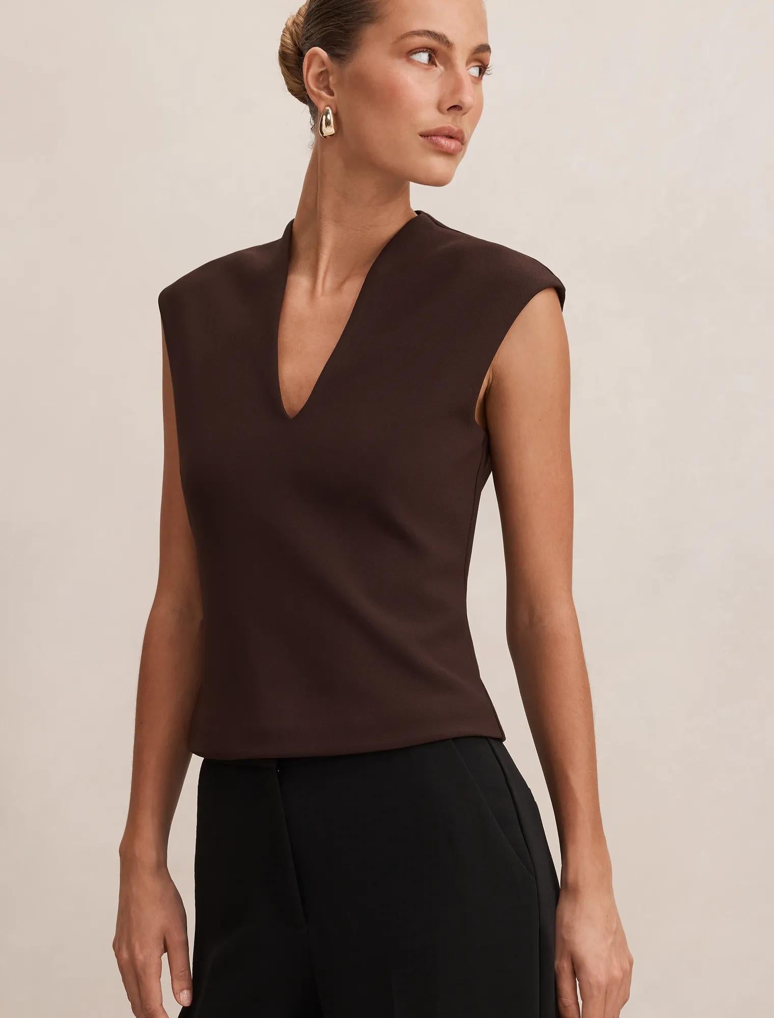 Monroe Crepe V-Neck Tank Chocolate