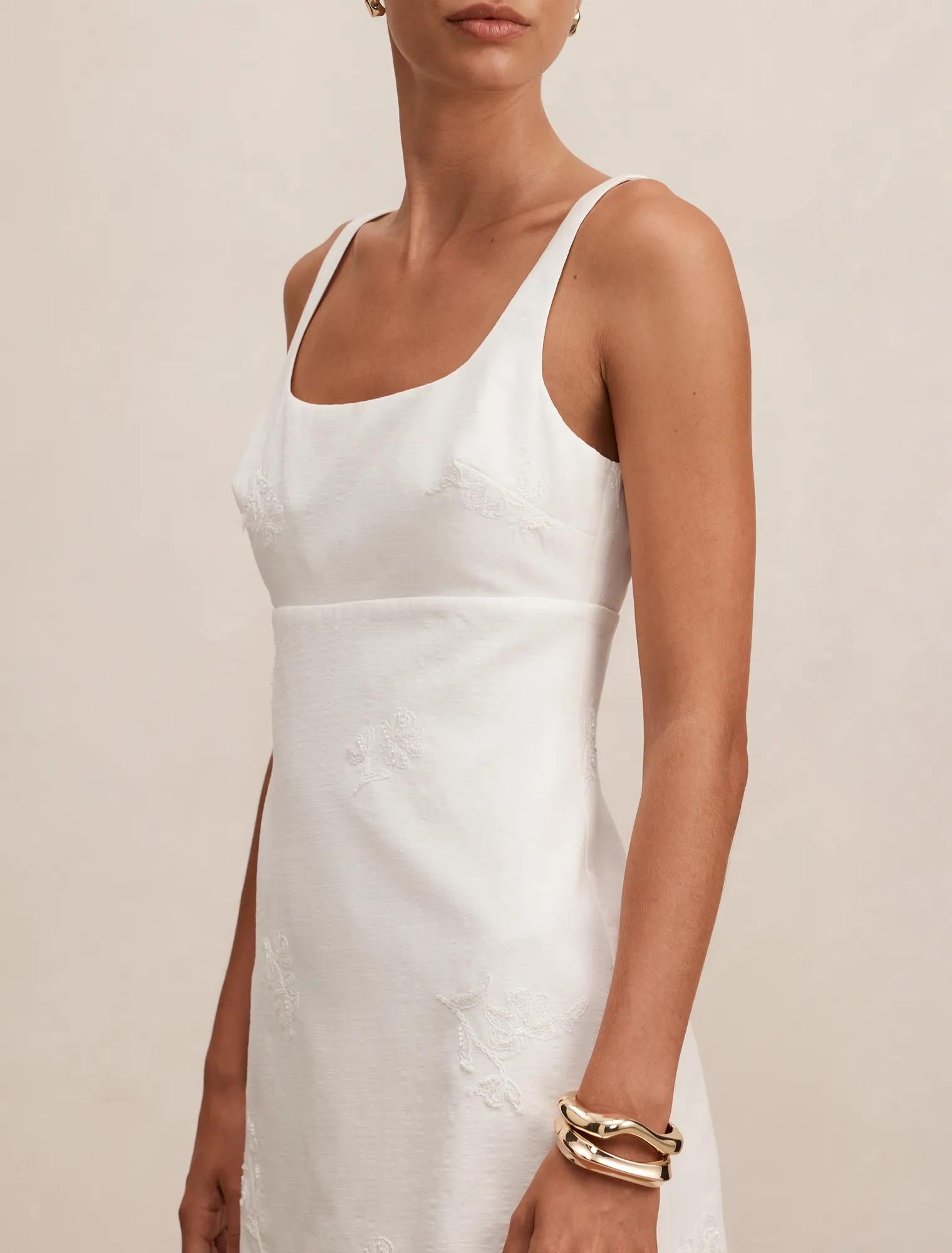 Evangeline Embellished Mini Porcelain