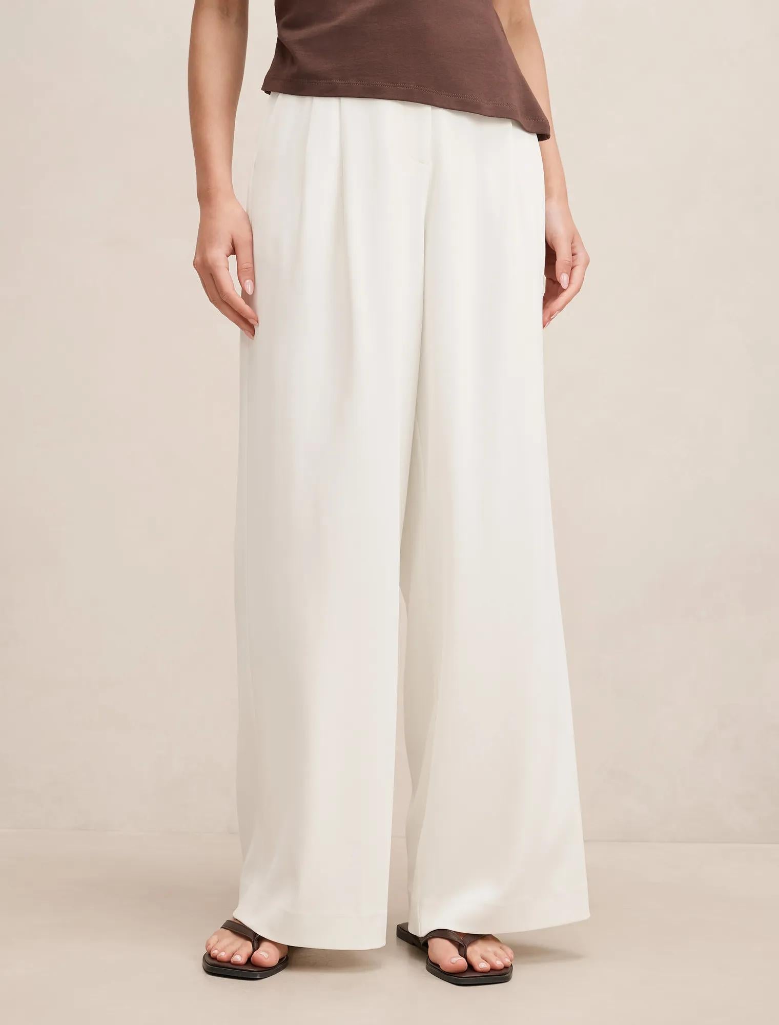 Annabelle Pleated Palazzo Pants Porcelain