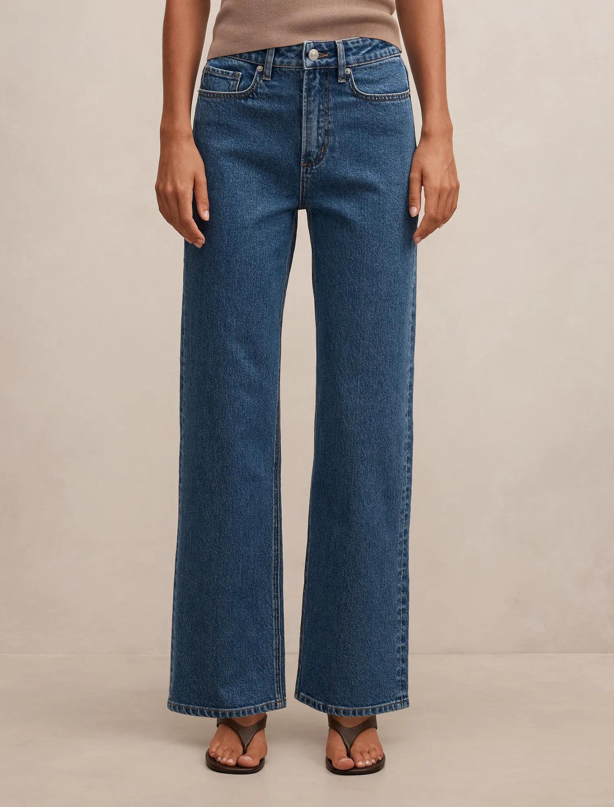 Nicki Mid Rise Straight Jeans Mid Wash