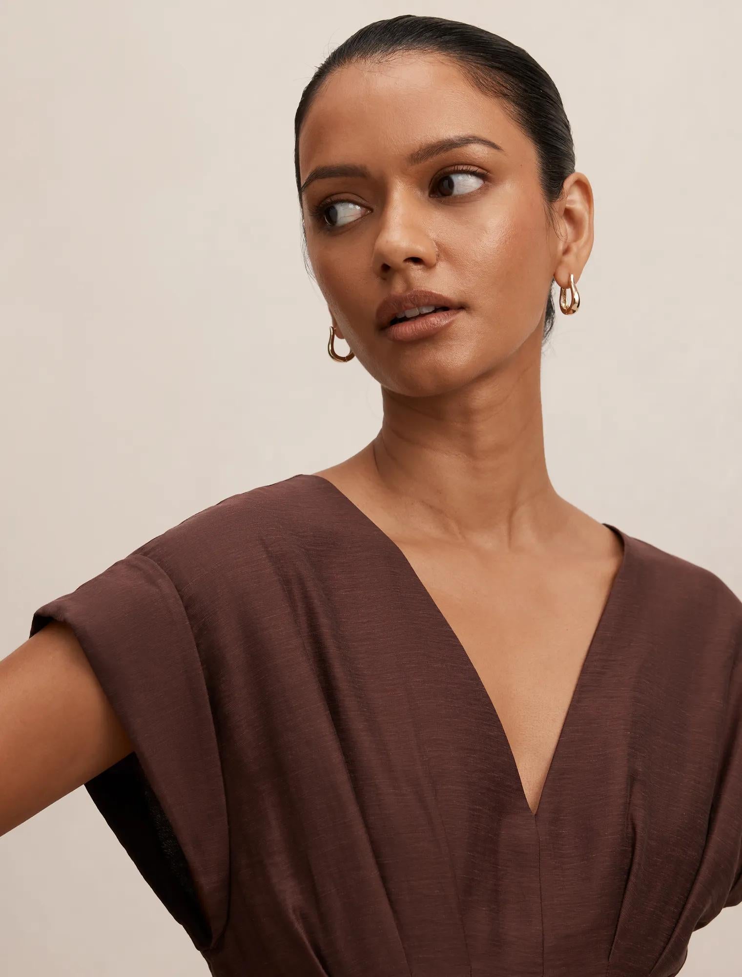 Alessandra Petite Tucked Midi Dress Chocolate