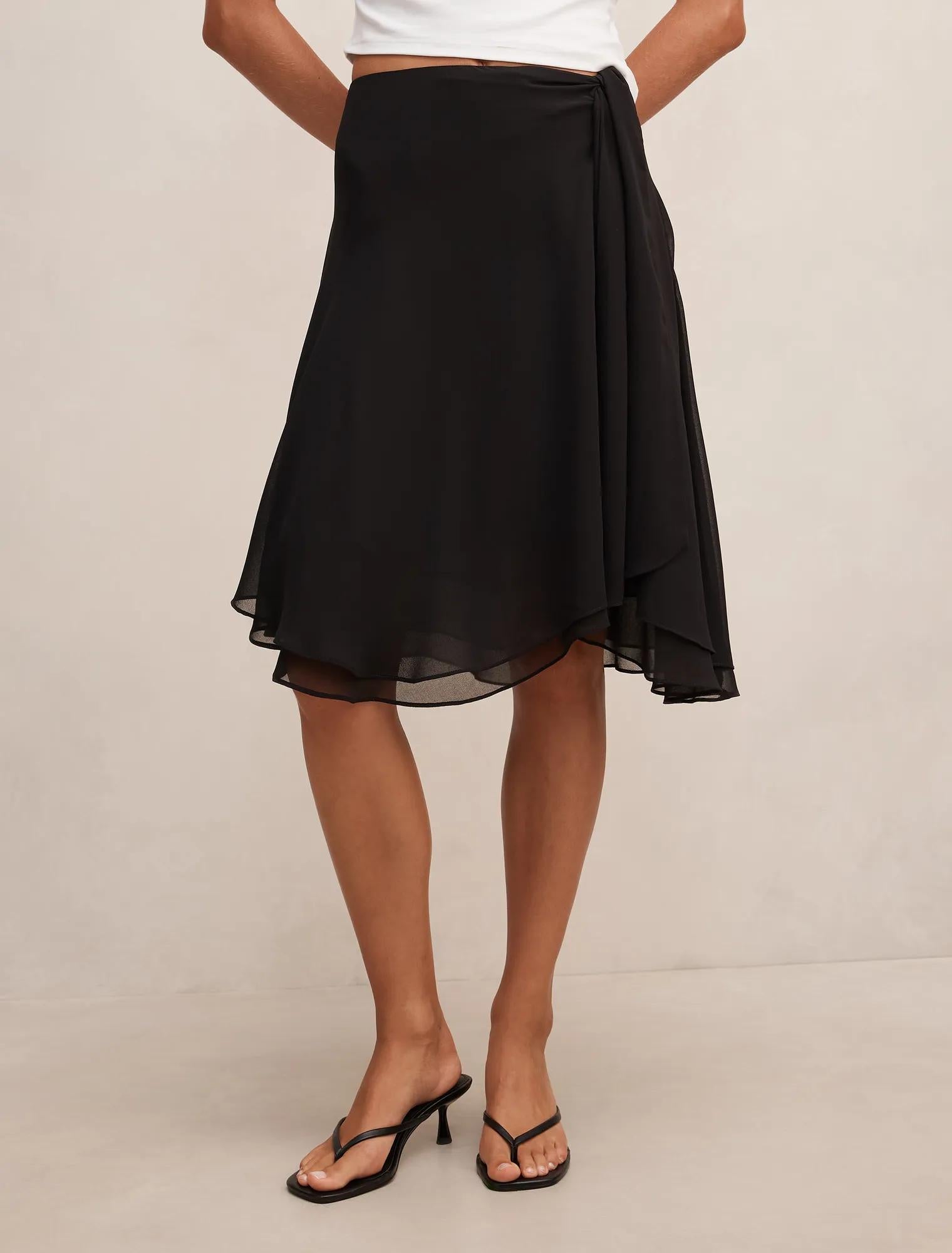 Rae Tie Midi Skirt Black