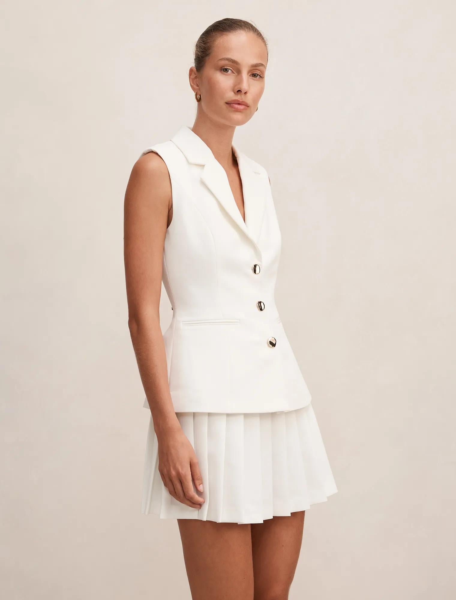 Lucy Sleeveless Blazer Mini Porcelain