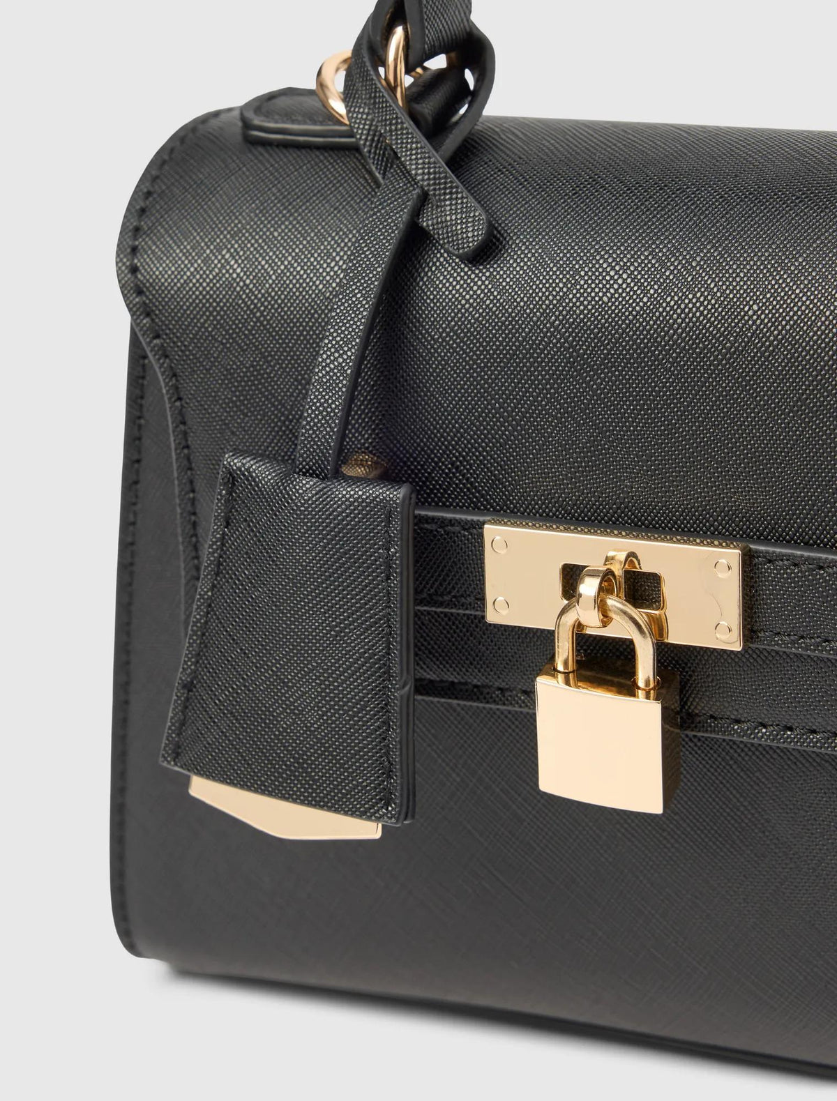 Laura Lock Top Handle Bag Black_mannequin