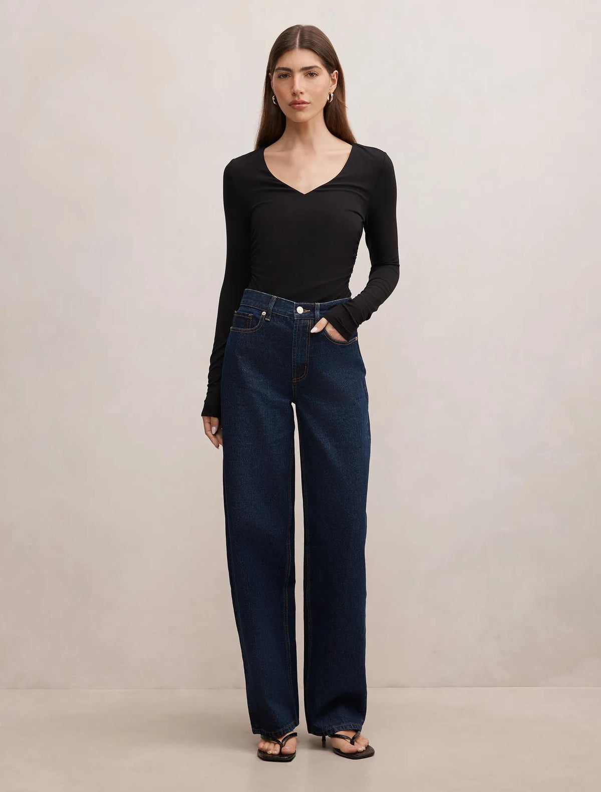 Emma Mid Rise Barrel Jean Dark Wash