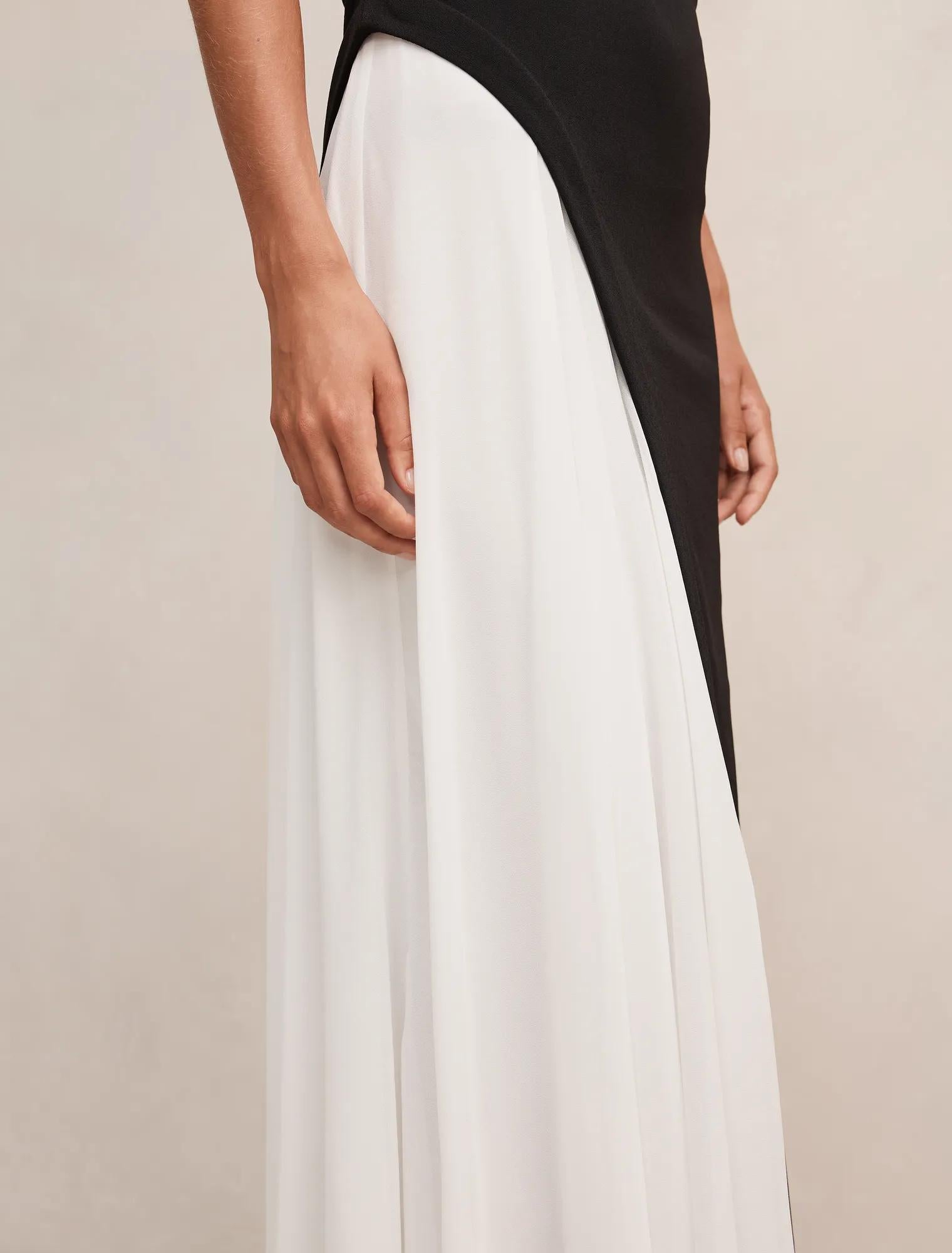 Camille Off Shoulder Contrast Maxi Black & White