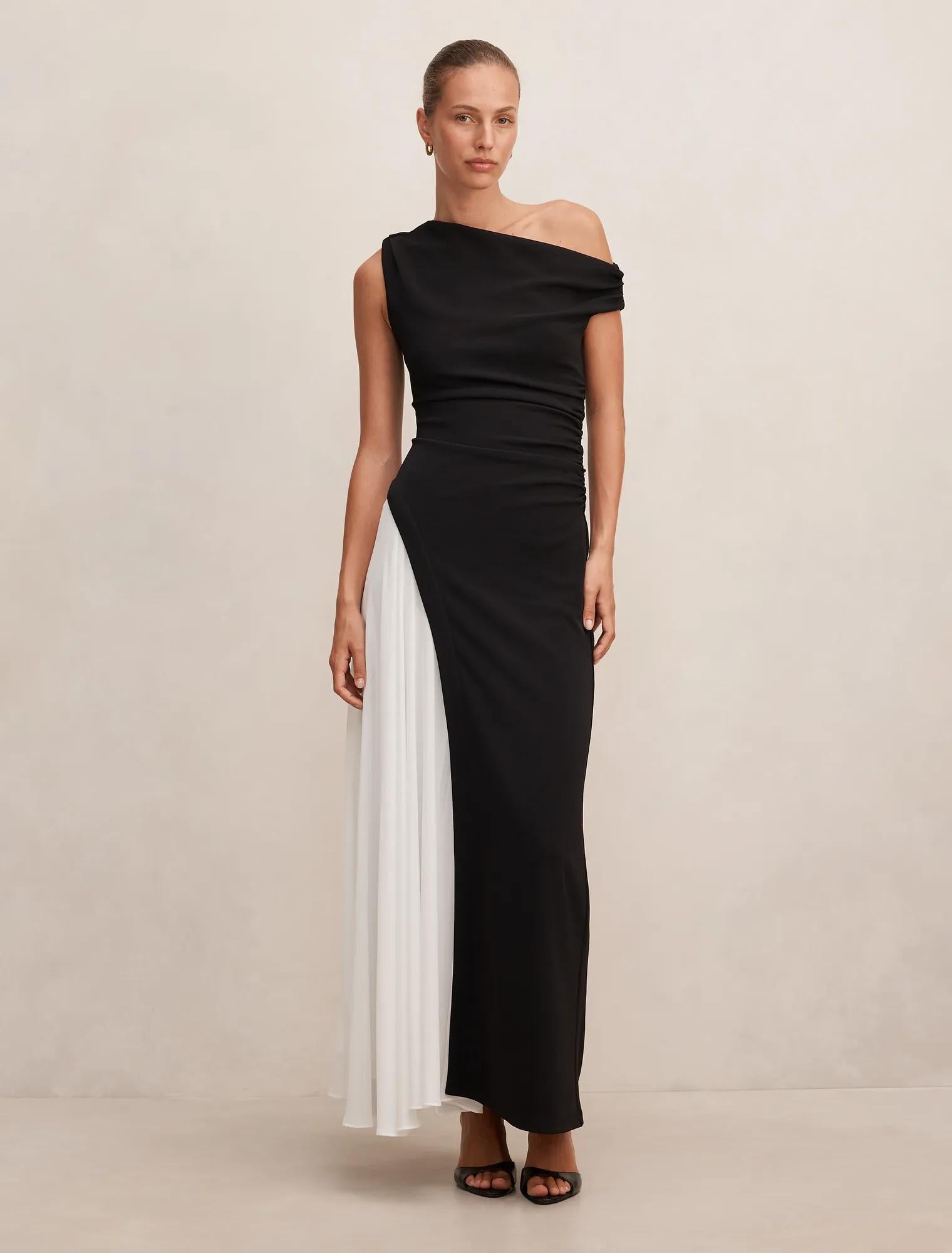 Camille Off Shoulder Contrast Maxi Black & White