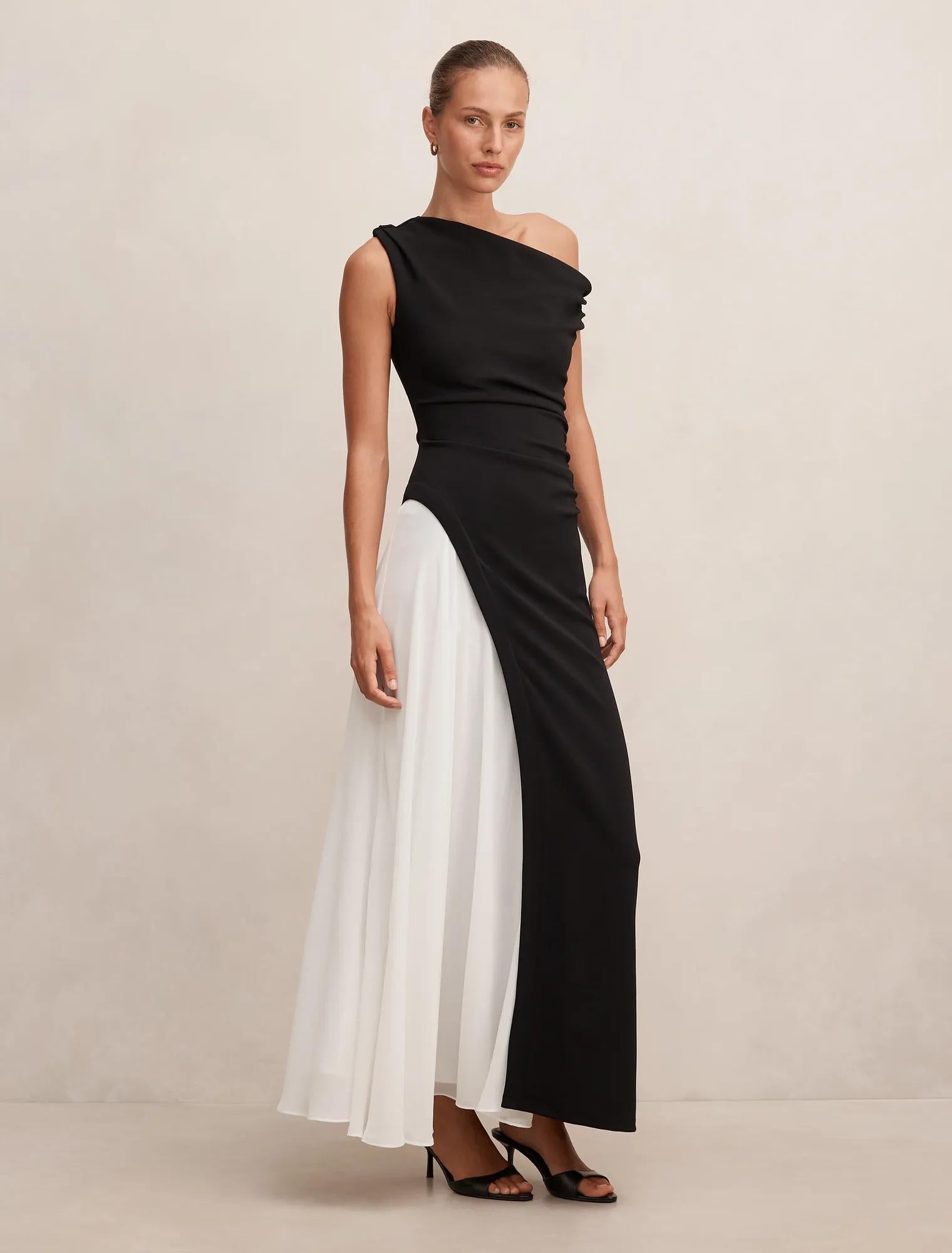 Camille Off Shoulder Contrast Maxi Black & White