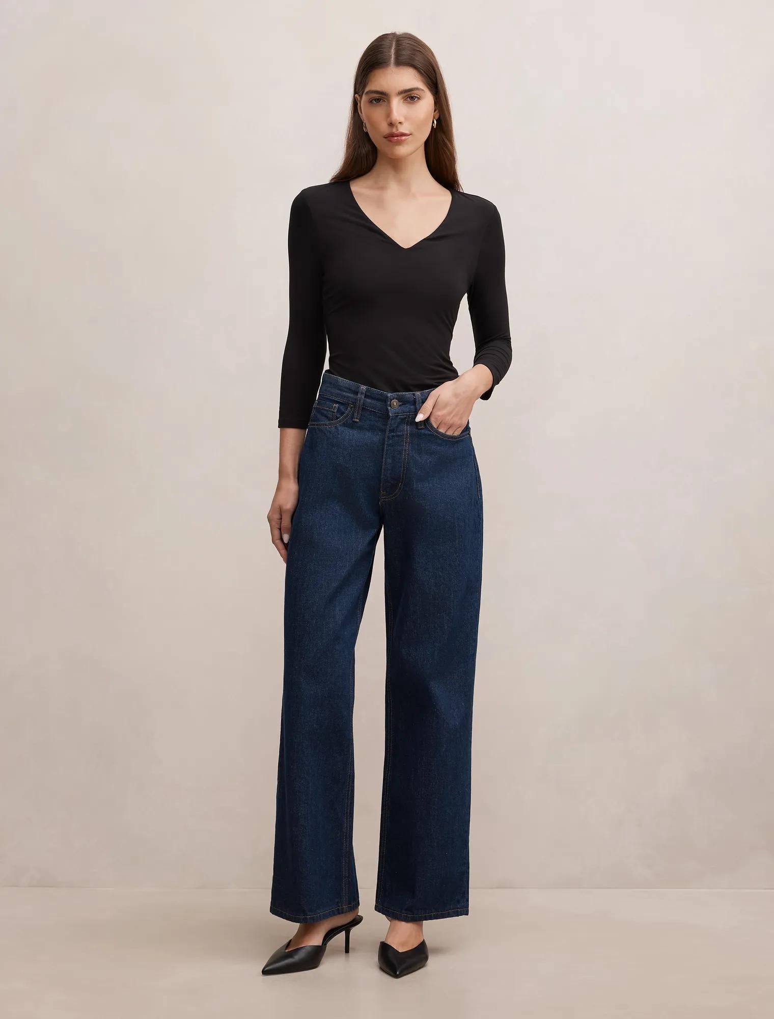 Tia V Neck 3/4 Sleeve Top Black