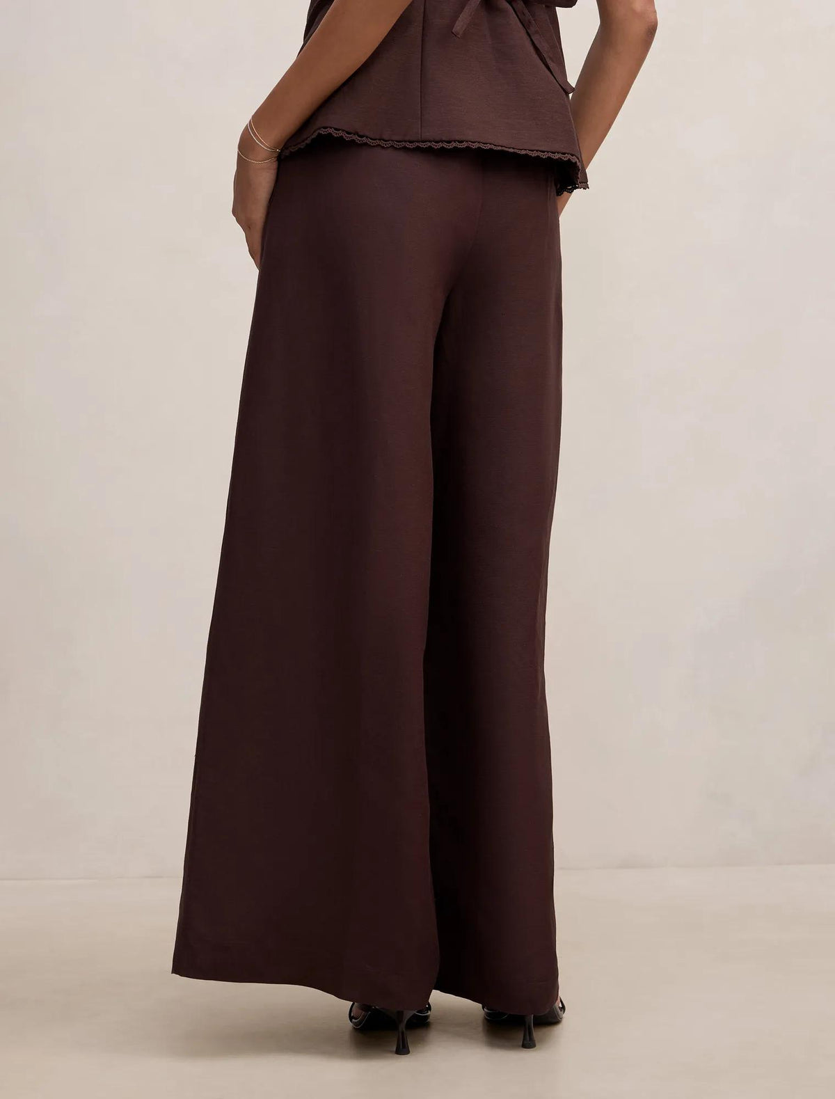Matilda Petite Linen Blend Pant Chocolate Set