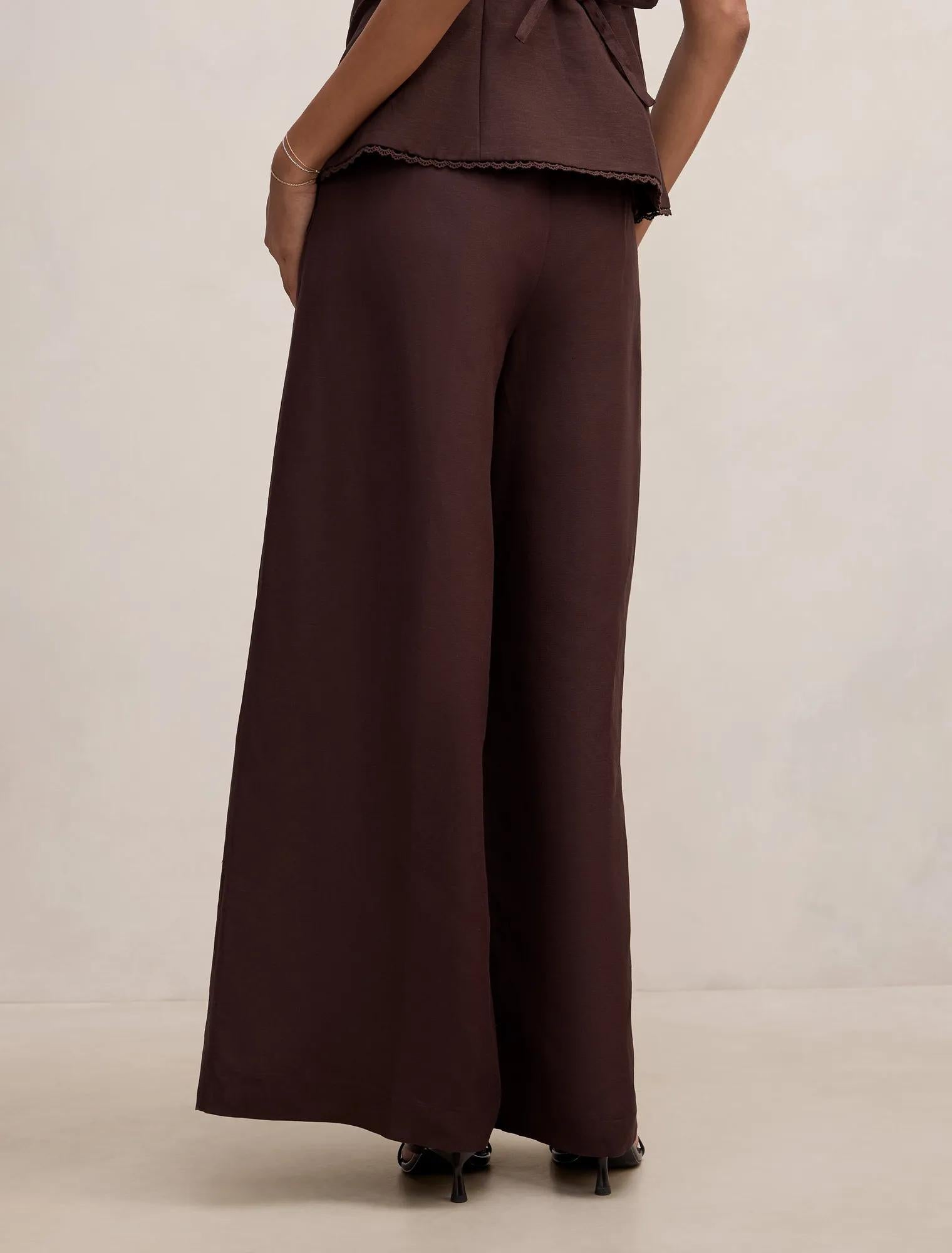 Matilda Petite Linen Blend Pant Chocolate Set