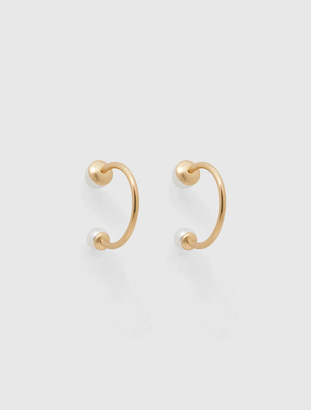 Dolly Pearl Detail Hoop Gold/Pearl_mannequin