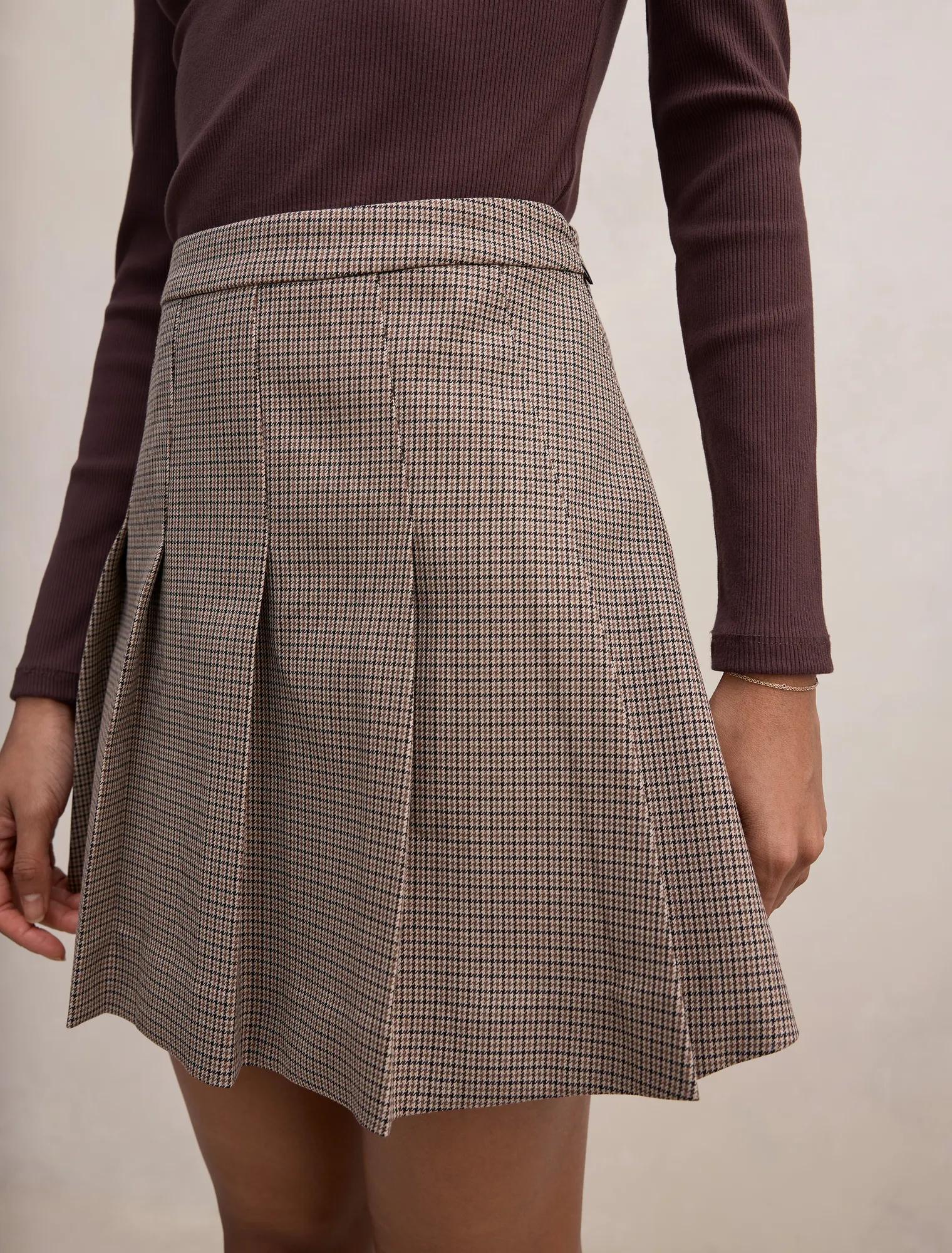 Alisha Petite Pleated Mini Skirt Micro Check Set