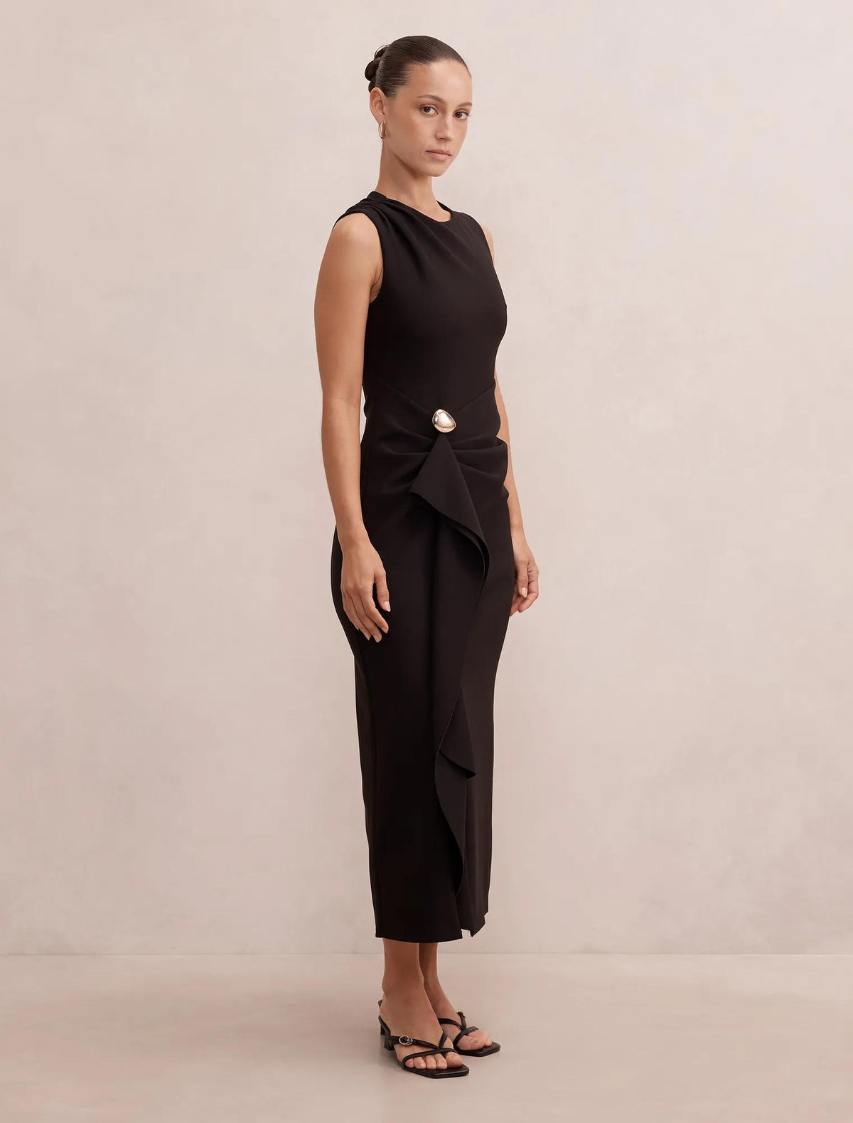 Rylie Petite Ruffle Maxi Dress Black