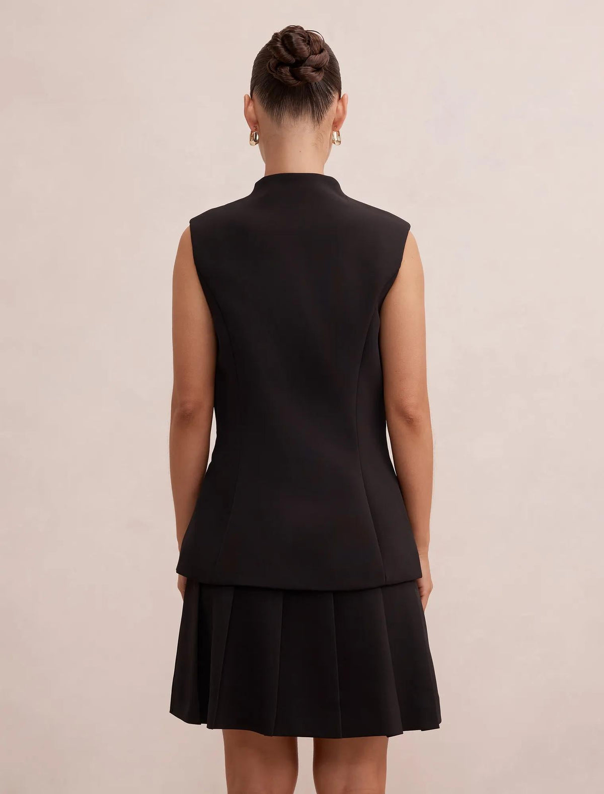 Nina Petite Waistcoat Pleat Mini Black