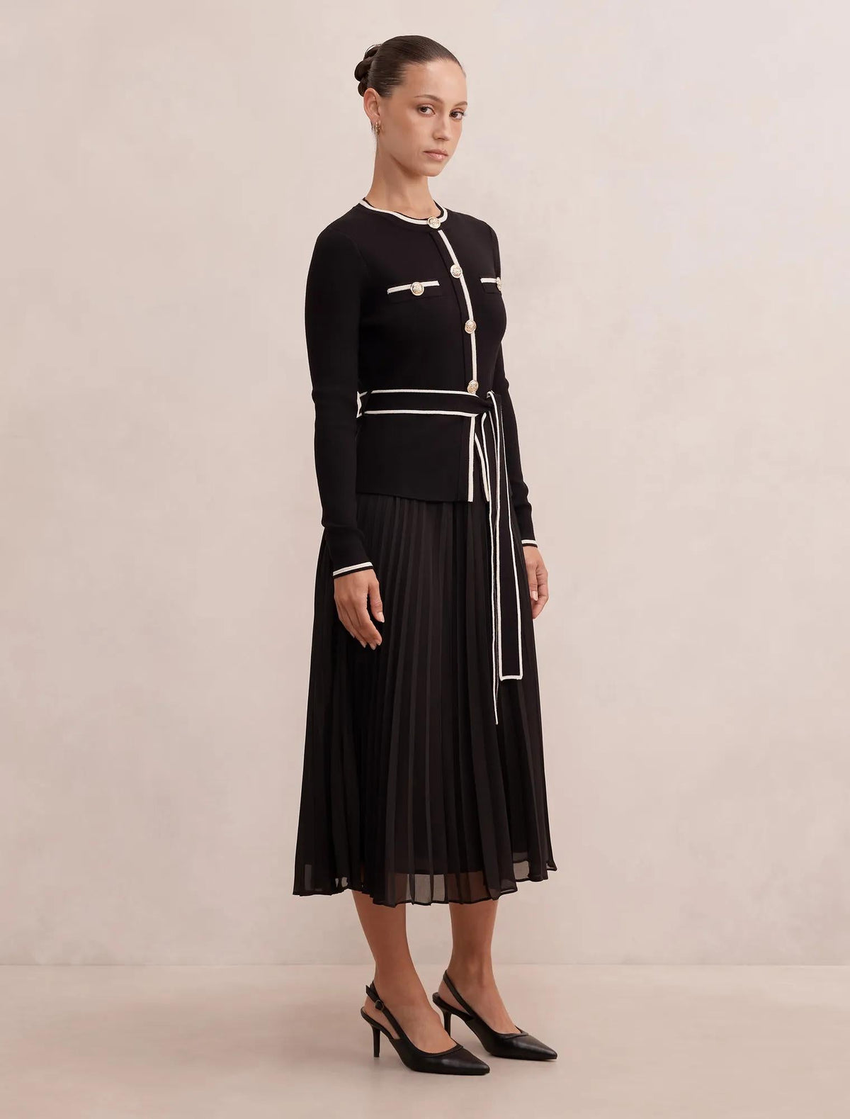 Delilah Petite Tipped Pleat Hem Midi Black / Cream