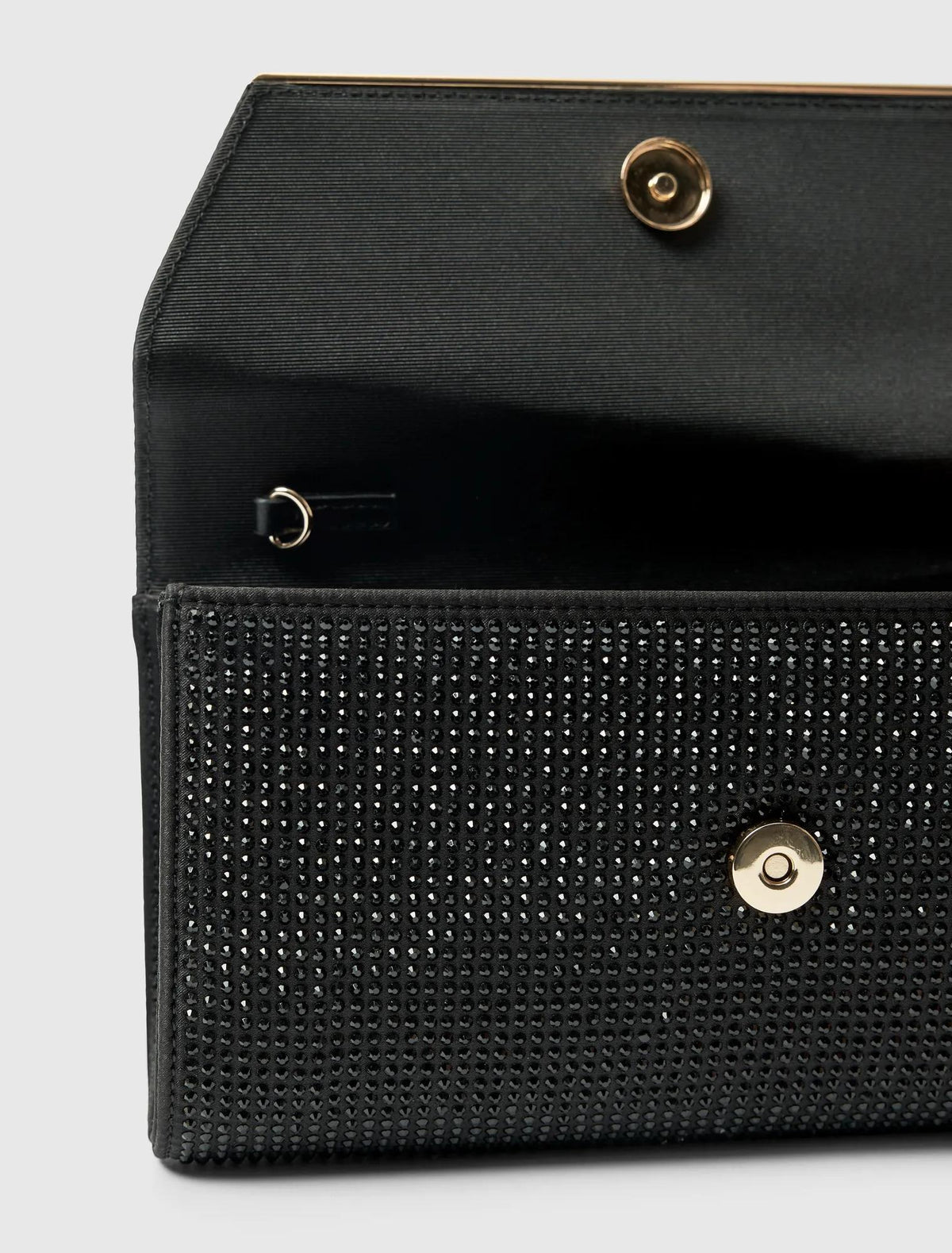 Annalise Heatfix Clutch Black_mannequin