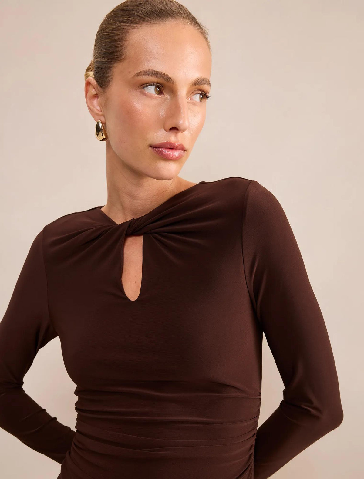Evangeline Twist Long Sleeve Chocolate