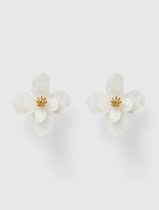 Anya Acrylic Flower Earring White_mannequin