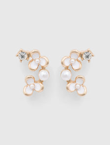 Pol Pretty Flower & Pearl Stud White & Gold_mannequin