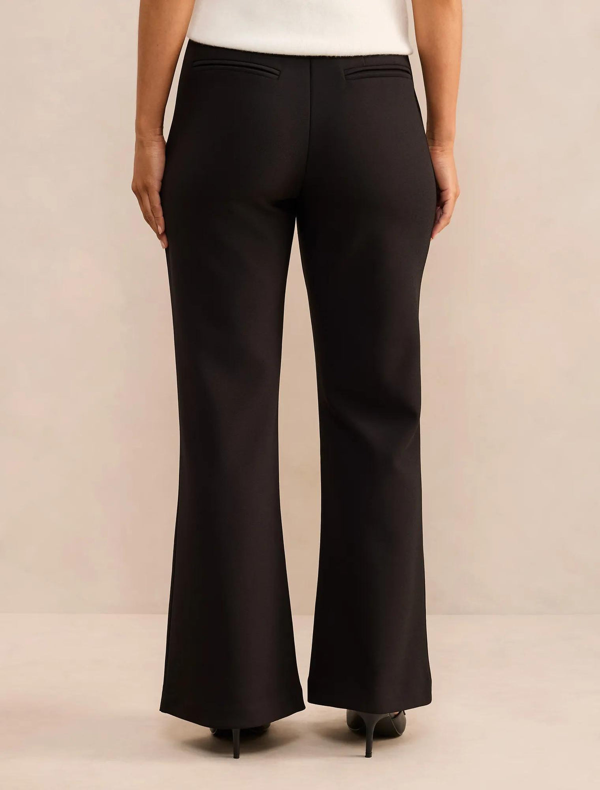 Maia Petite Flare Pant Black