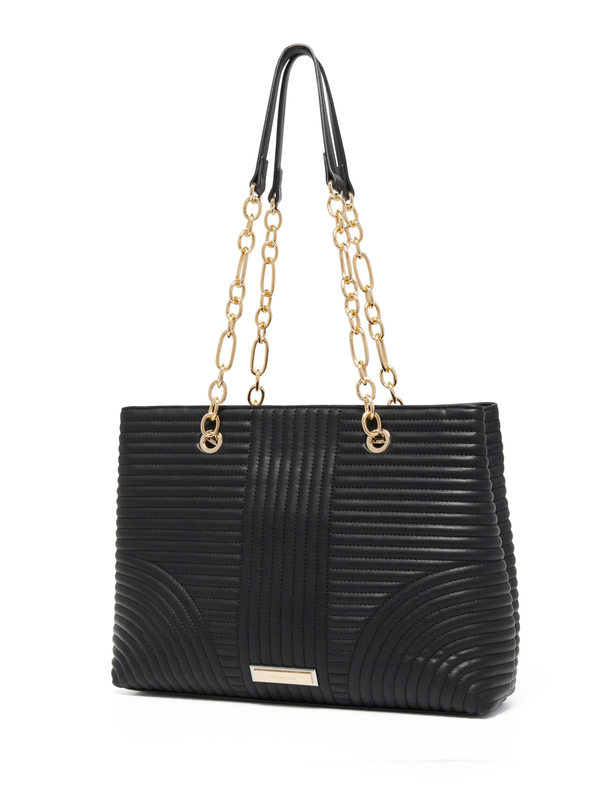 Clarissa Quilted Chain Tote Black_mannequin