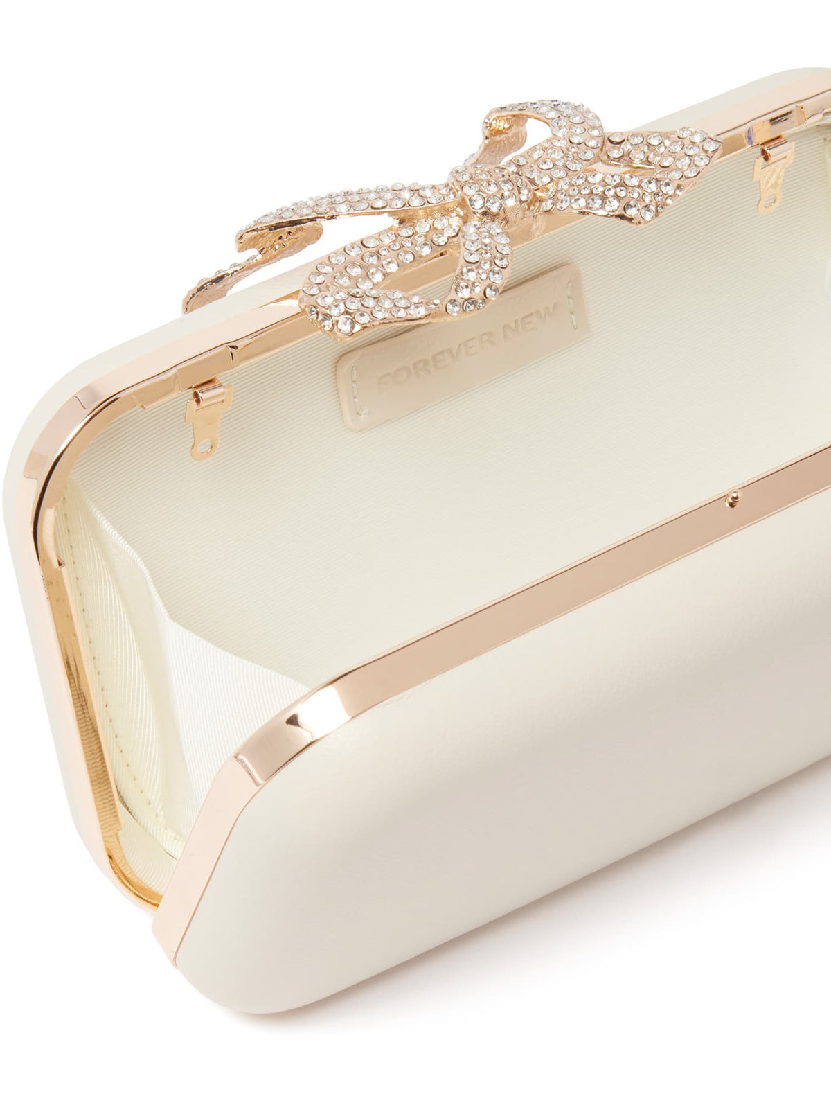 Tara Bow Metal Hardcase Ivory_mannequin