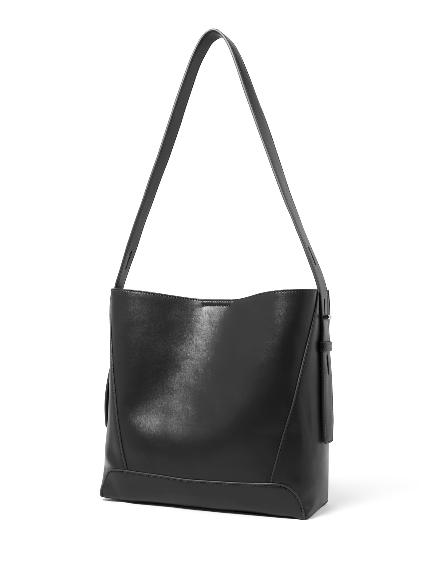 Sophia Slouch Shoulder Bag Black_mannequin