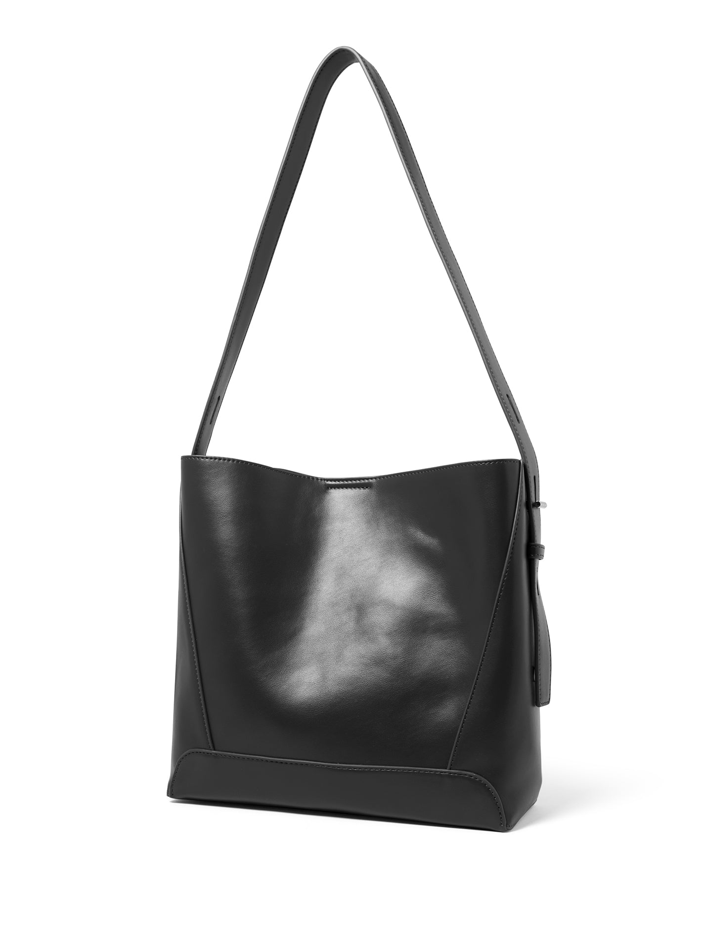 Sophia Slouch Shoulder Bag Black_mannequin
